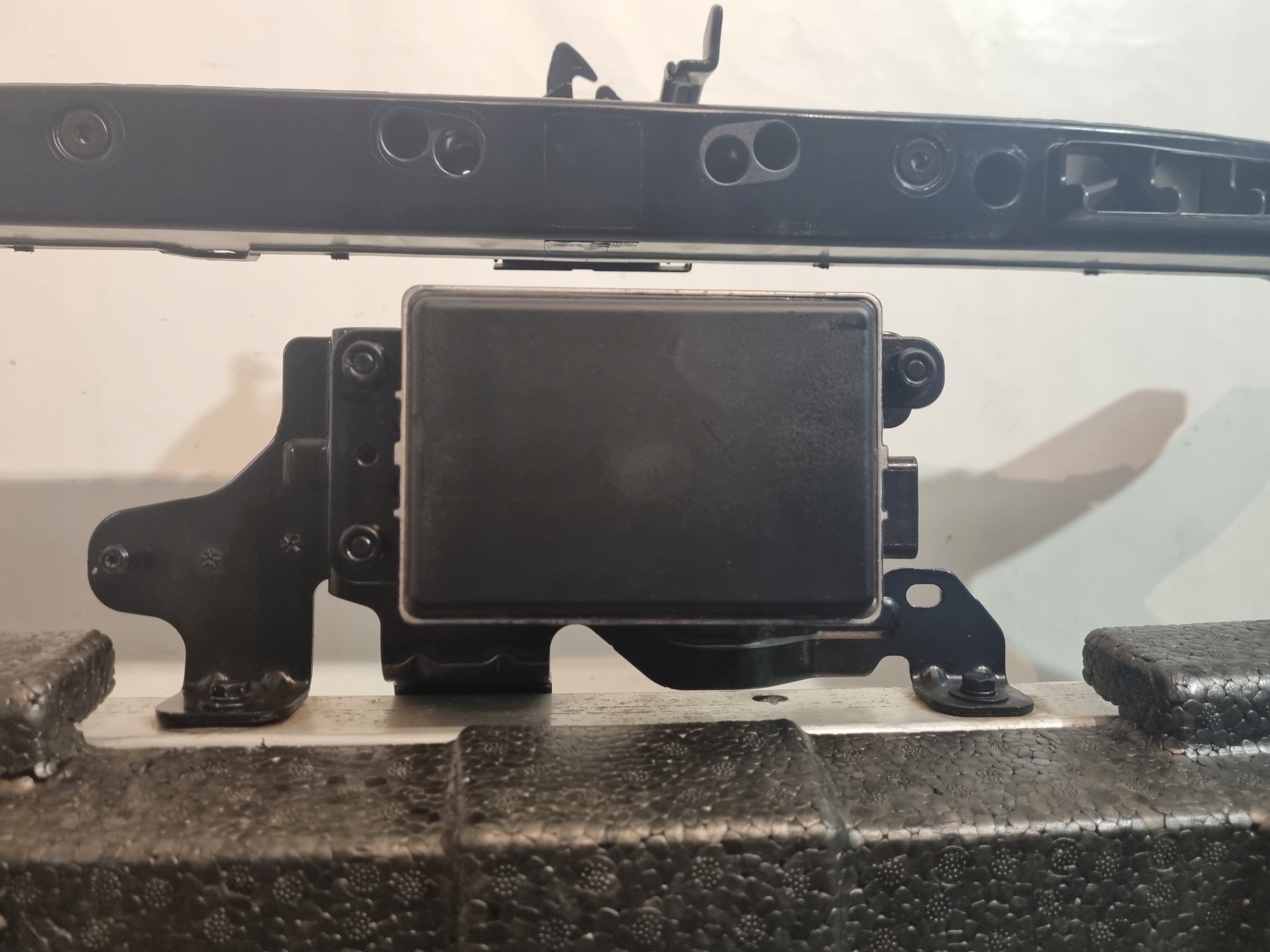 PAS PRZÓD BELKA RADAR HYUNDAI IONIQ Typ samochodu Samochody osobowe