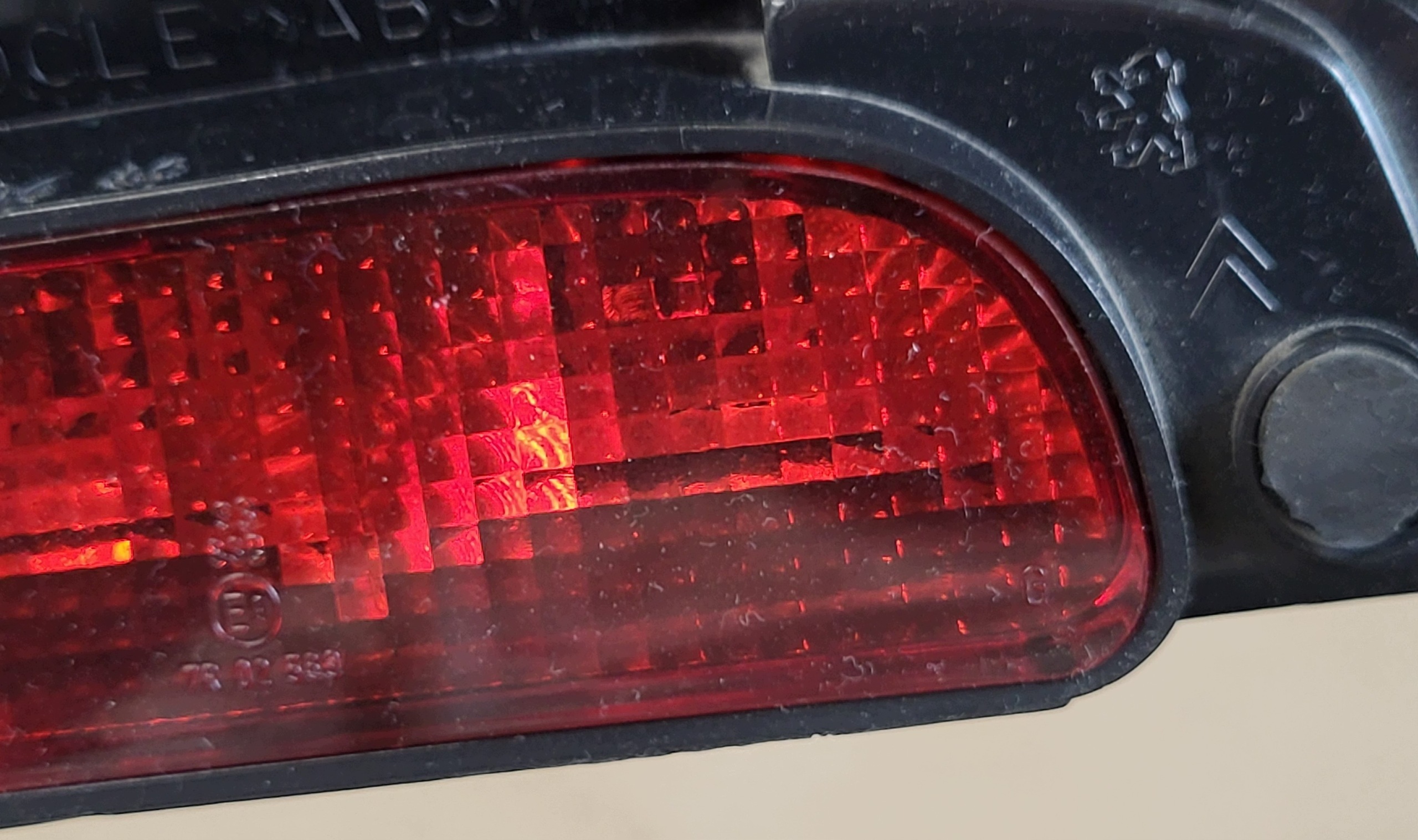light STOPU STOP left PEUGEOT PARTNER CITROEN BERLINGO and YORKA 4502