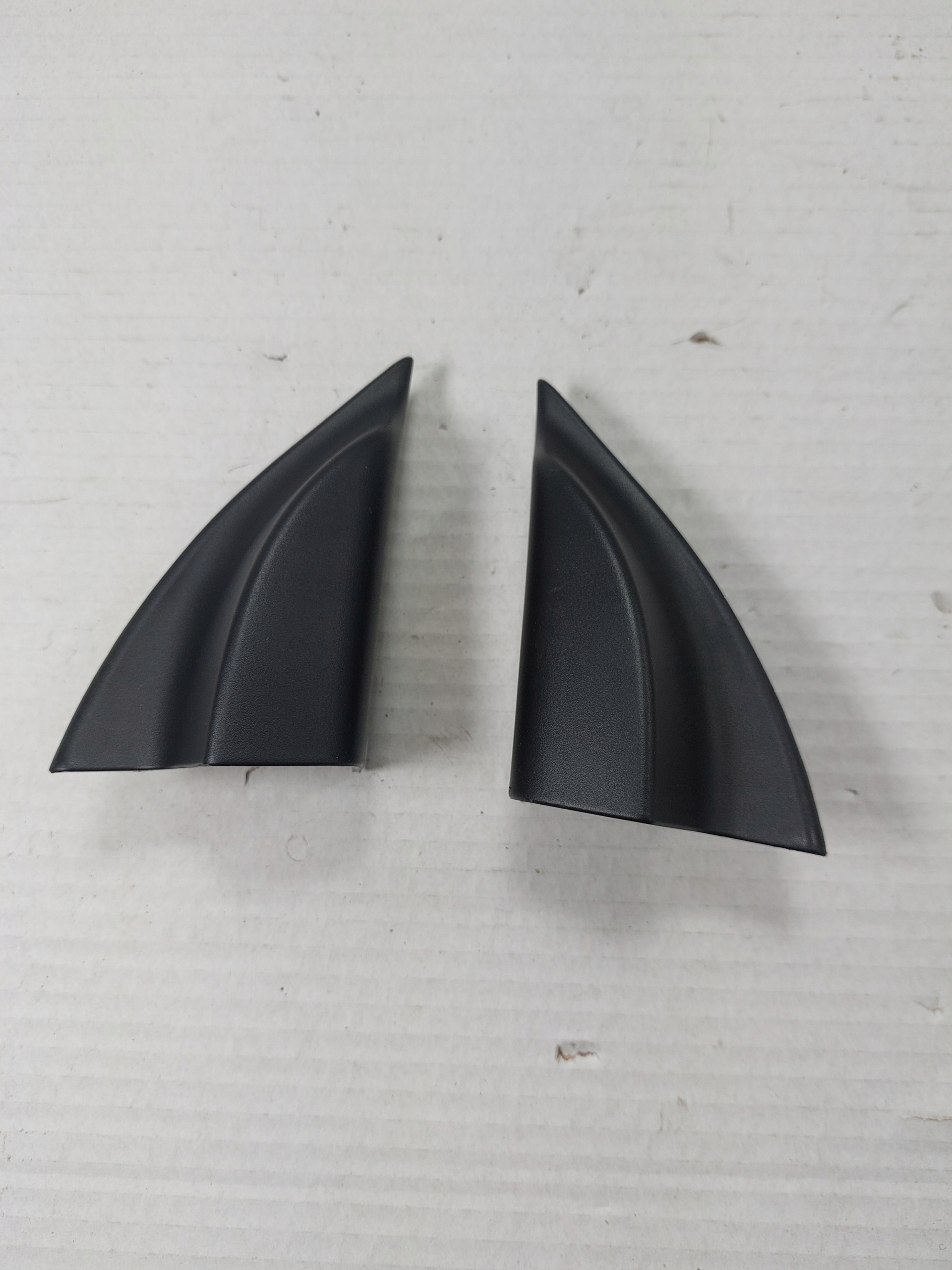 CX-5 TRÓJKĄT OSŁONA LUSTERKA LEWA KD4569171