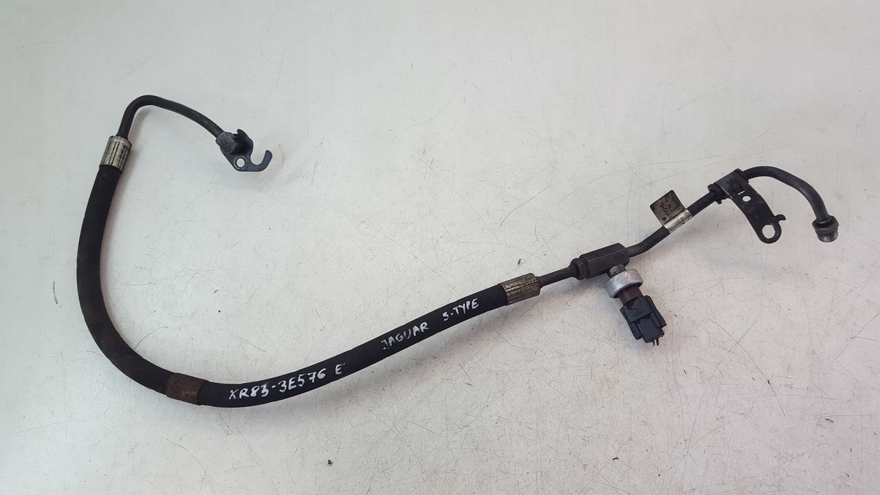 XR83 3E576E - Шланг вспомогательный кабель Jaguar STYPE 4.0 V8