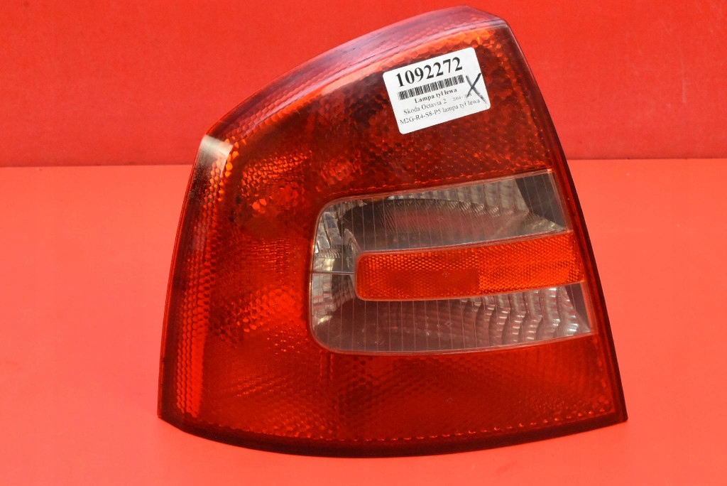 light left rear part rear 1Z5945095A SKODA OCTAVIA 2 II HB 04-08