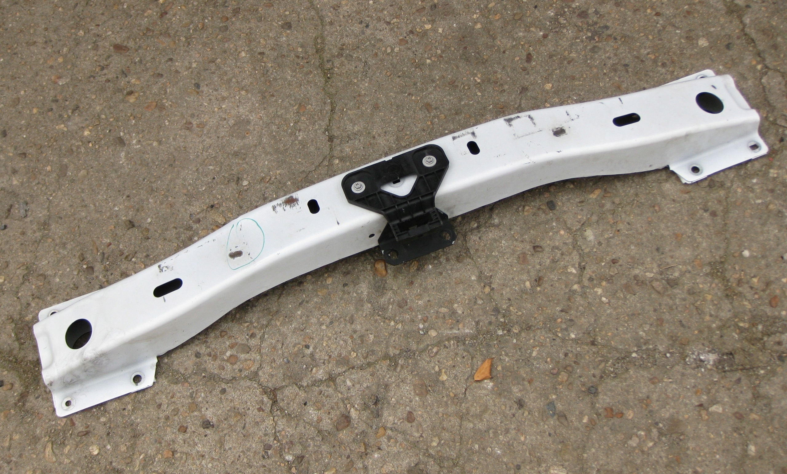 RENAULT MASTER III LIFT pillar bumper support front 752105829R