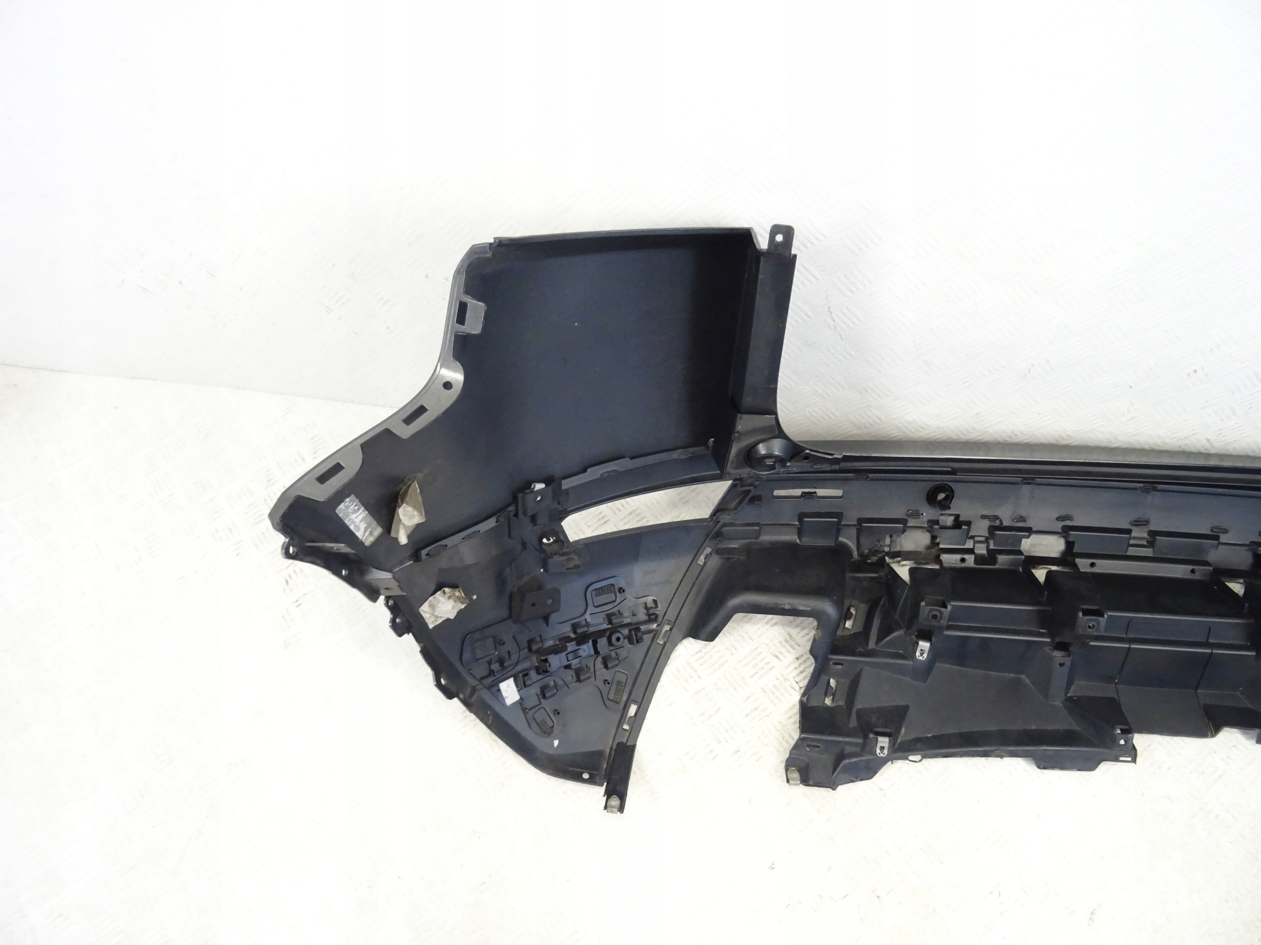 Range Rover EVOQUE and bumper rear part rear