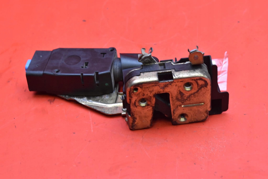 lock door left front front EU MITSUBISHI SPACE STAR 1 and 02-05