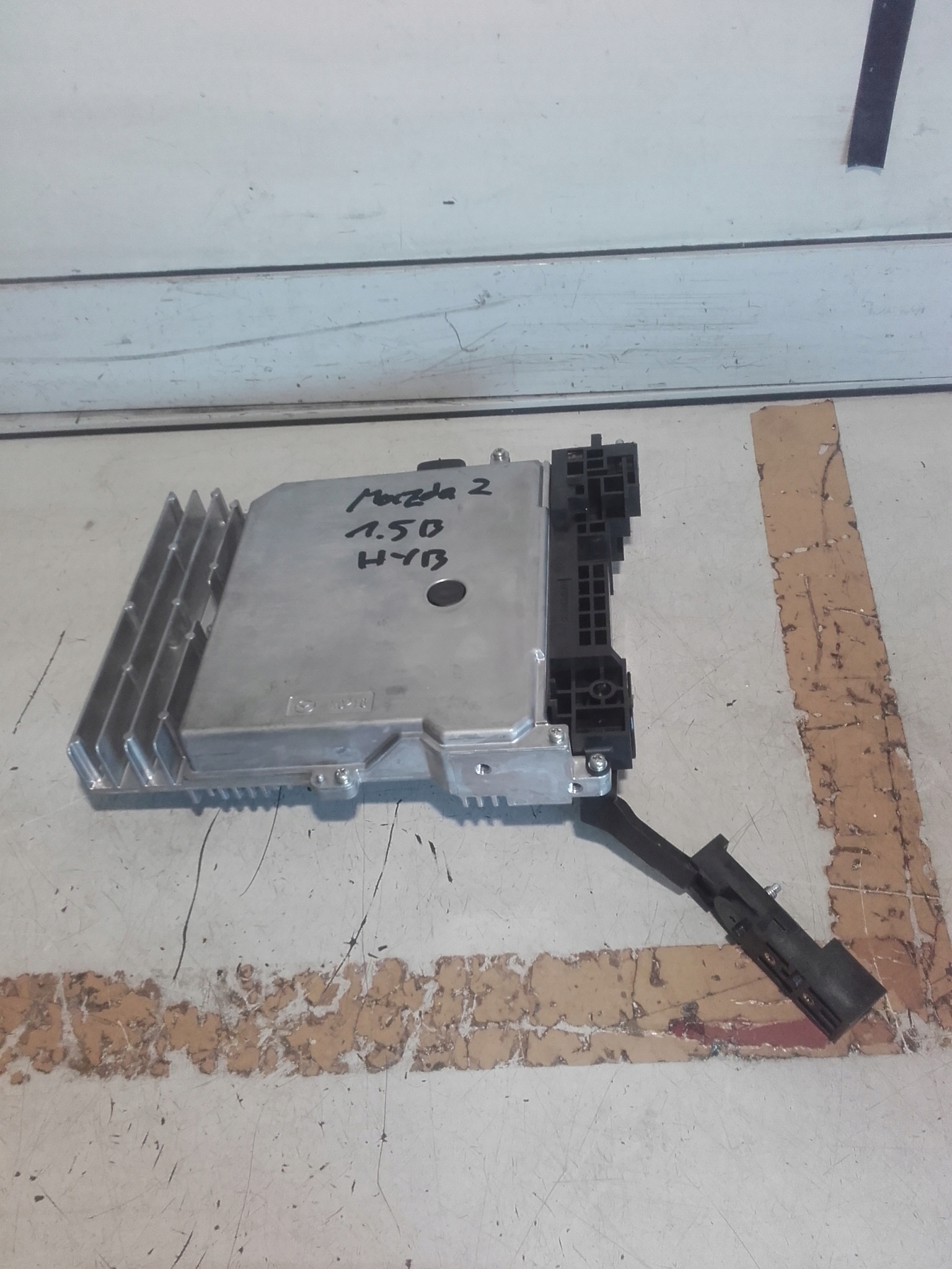 MAZDA 2 DJ LIFT MODUL KONWERTER NAPIECIA 20