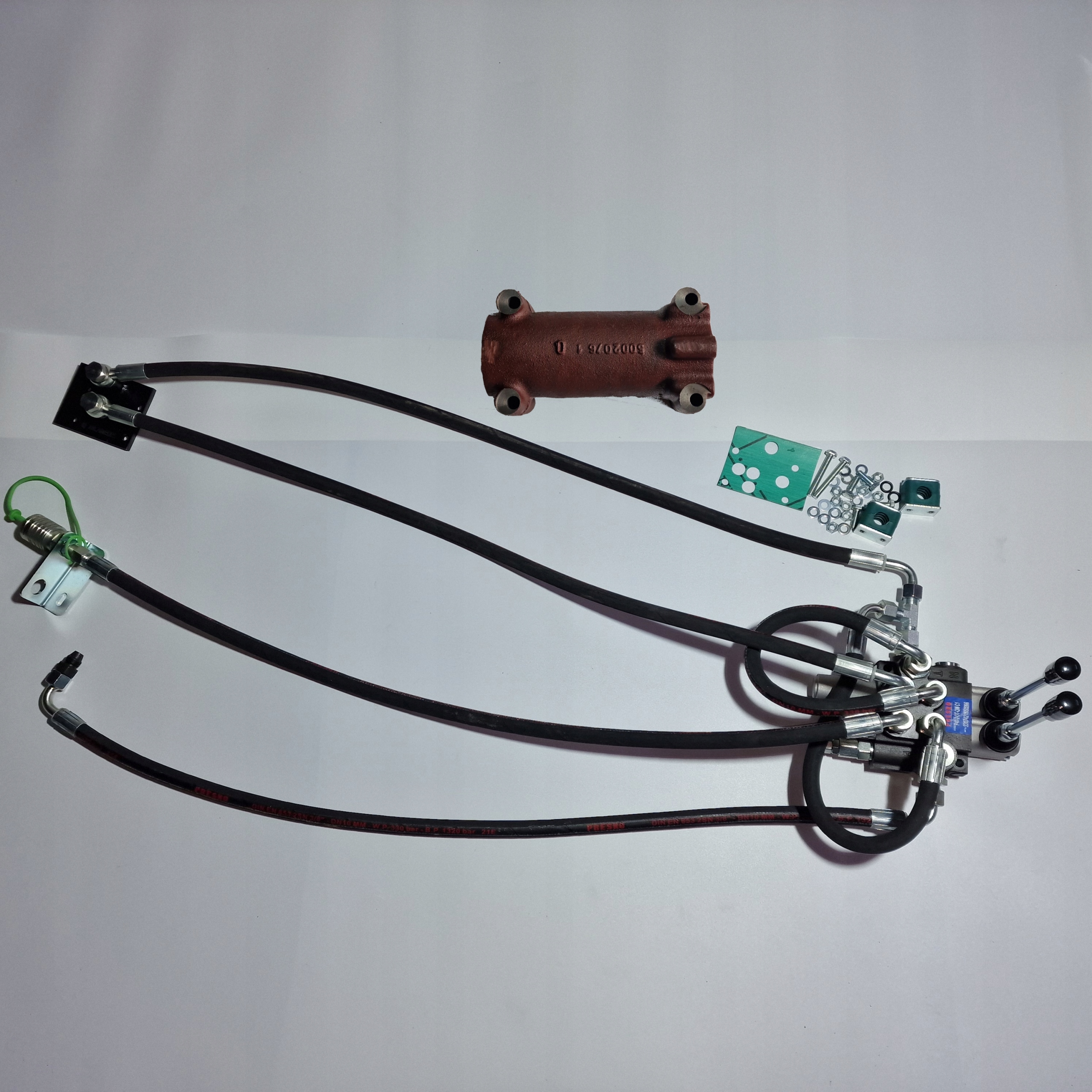 2SEKČNÍ Rozdělovač Pro Vnější Sklápění C330 Válec Zvedáku Kipra