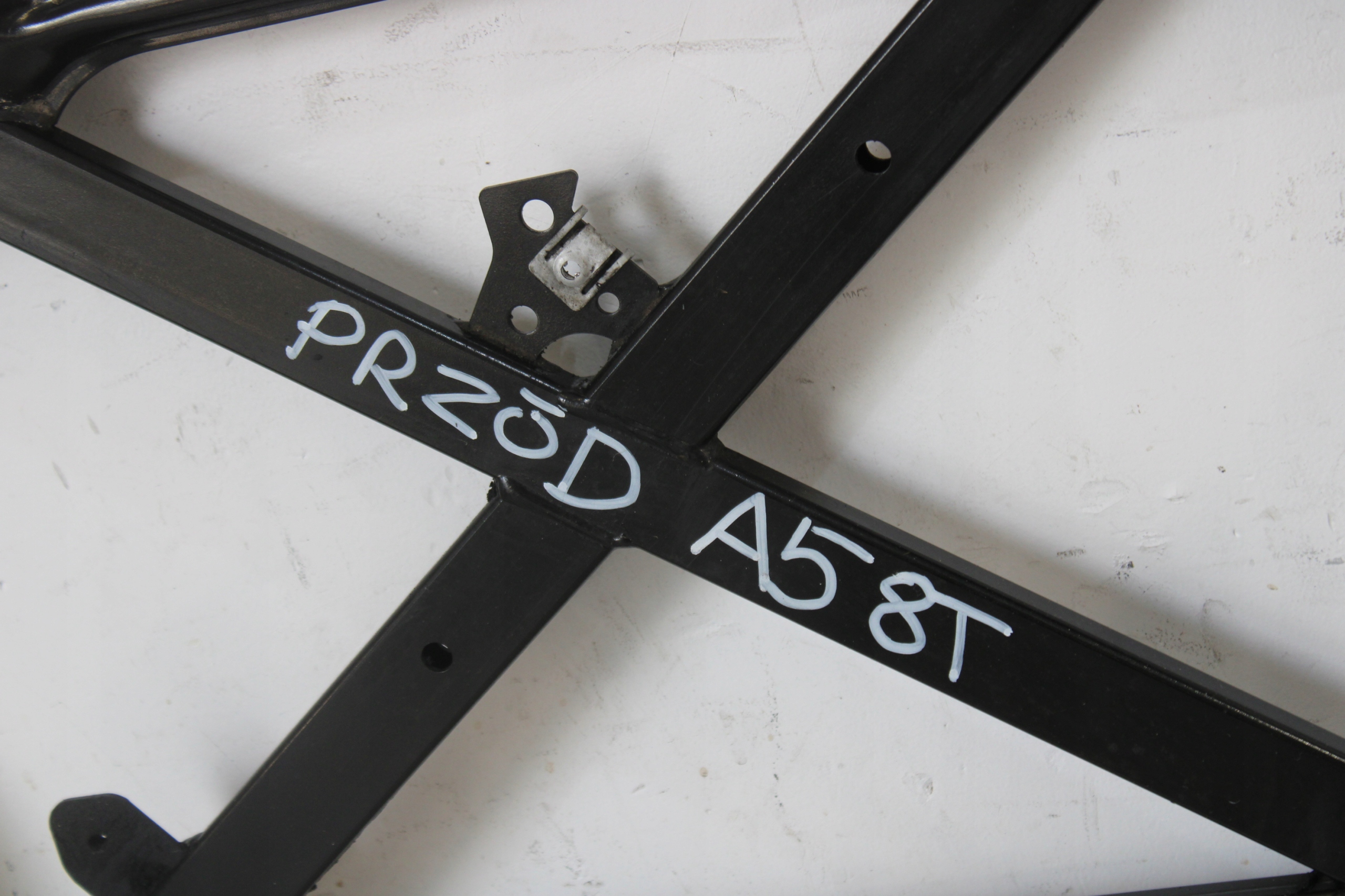 axle beam subframe axle beam front AUDI A5 8T 8T0 COUPE