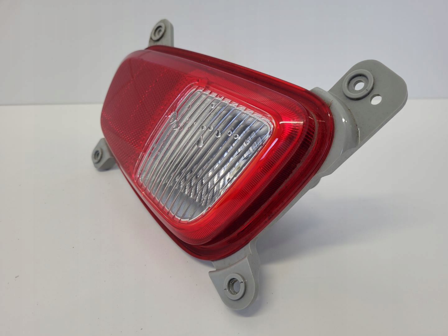 light rear part fog lights right side Kia Picanto 2 facelift 2017 92405-G6