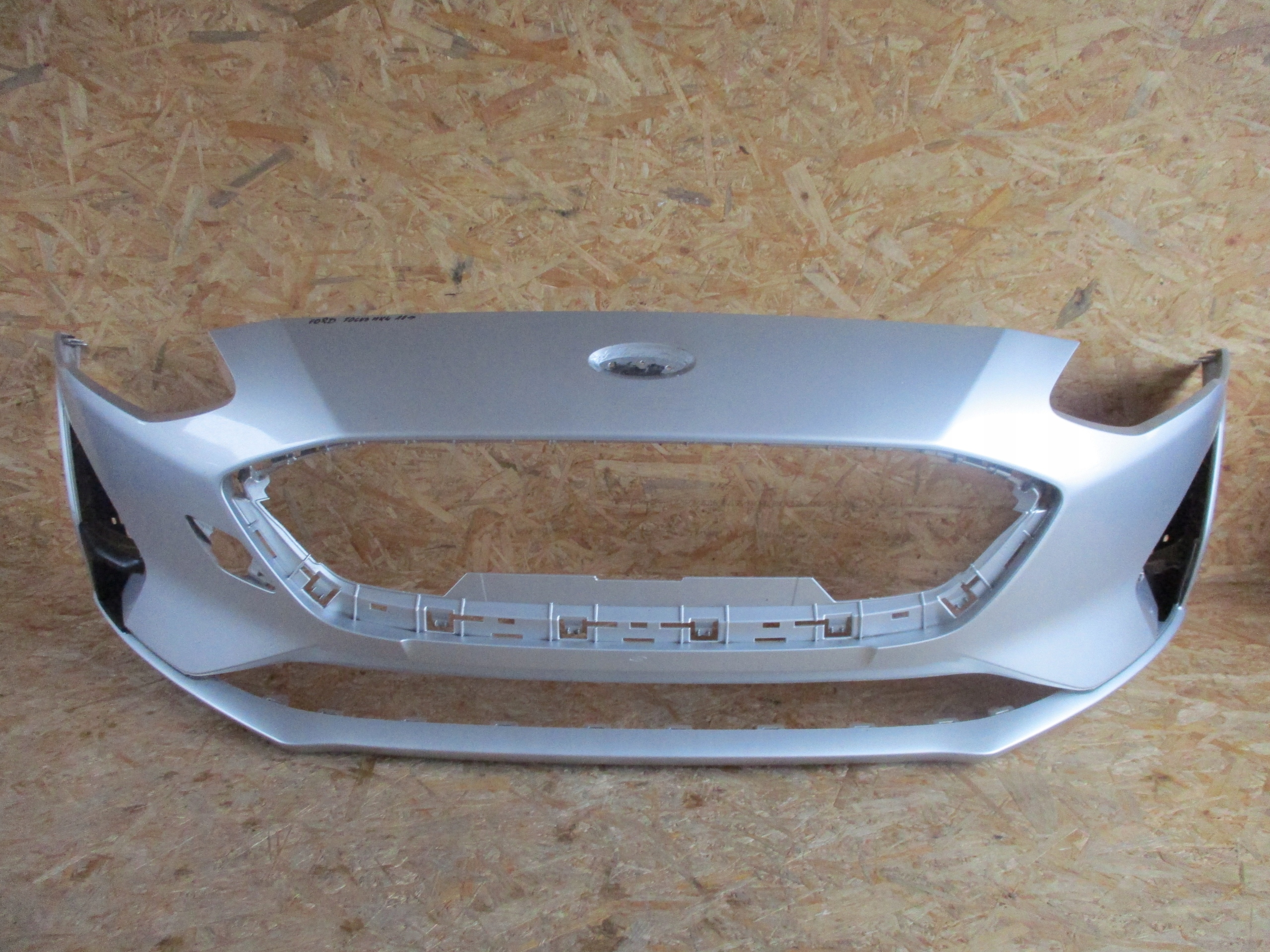 STOSSSTANGE VORNE VORNE FORD FOCUS MK4