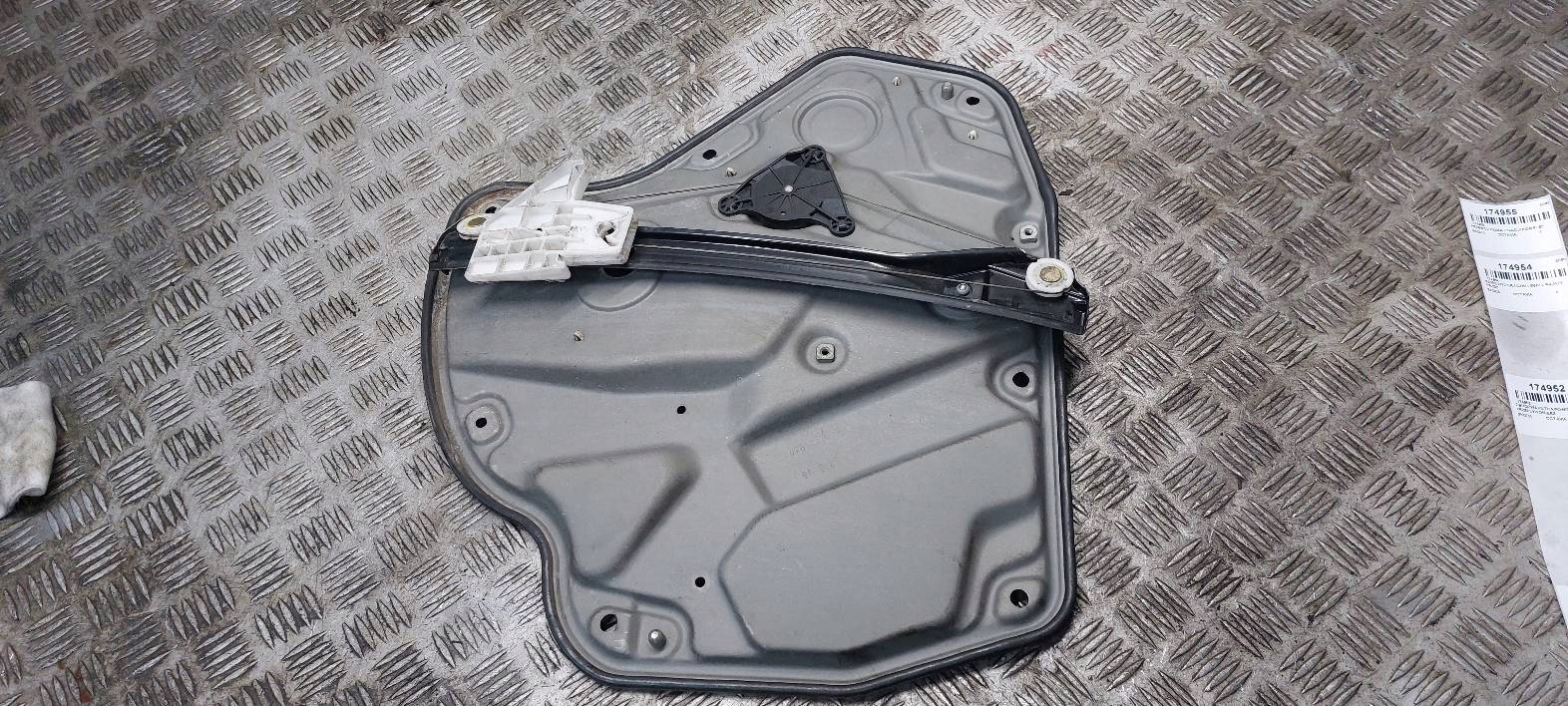 mechanism window regulator left rear part SKODA OCTAVIA II 993424-100