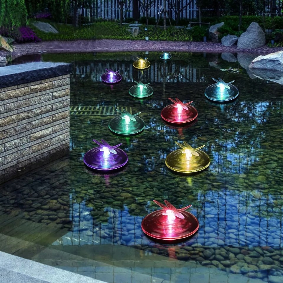 LAMPA SOLARNA PŁYWAJĄCA DO BASENU OCZKA JACUZZI OGRODU 7 KOLORÓW LED RGB Marka Jumi