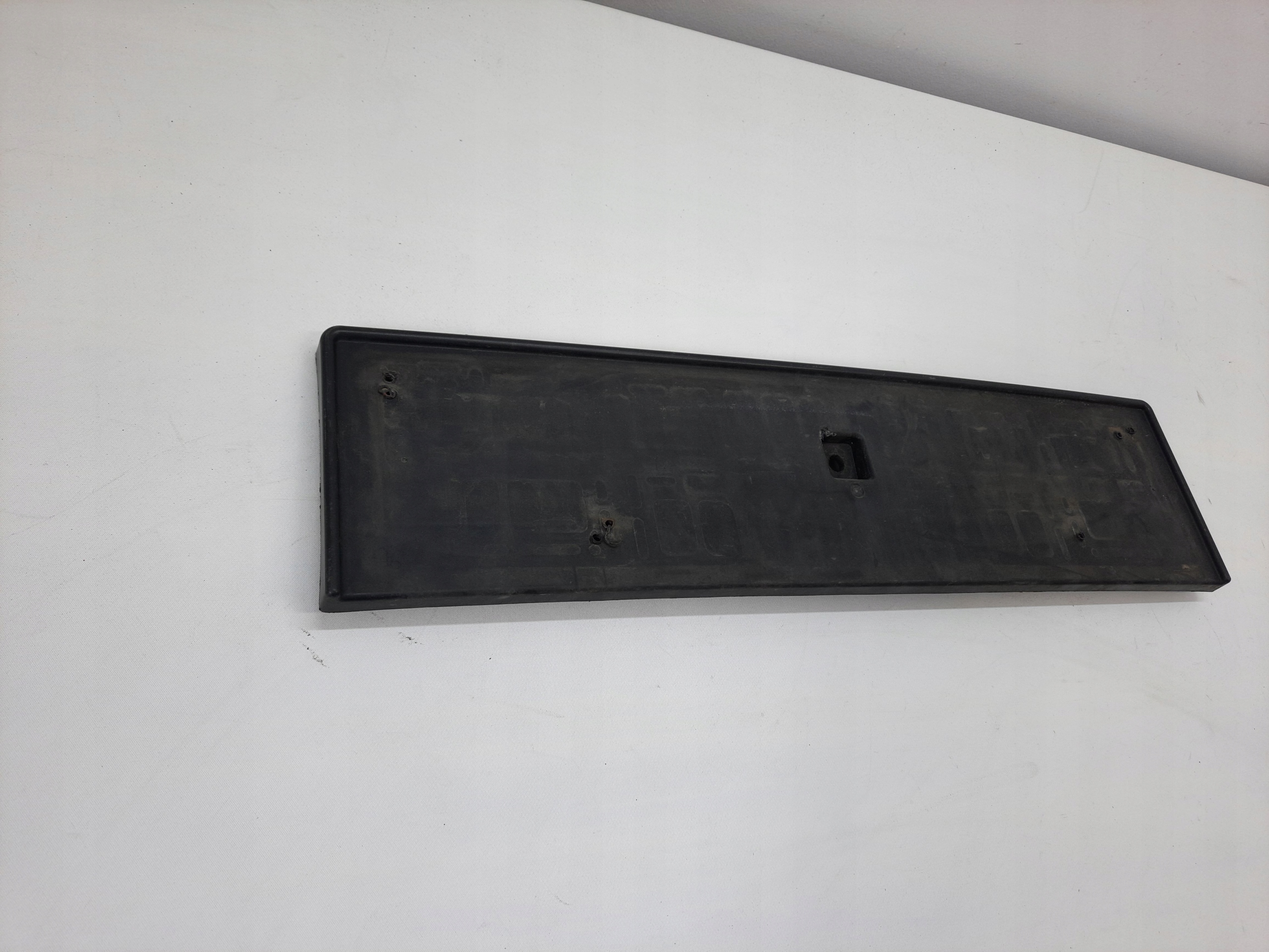 HONDA CIVIC 10 X 17- moulding below TABLICE front original