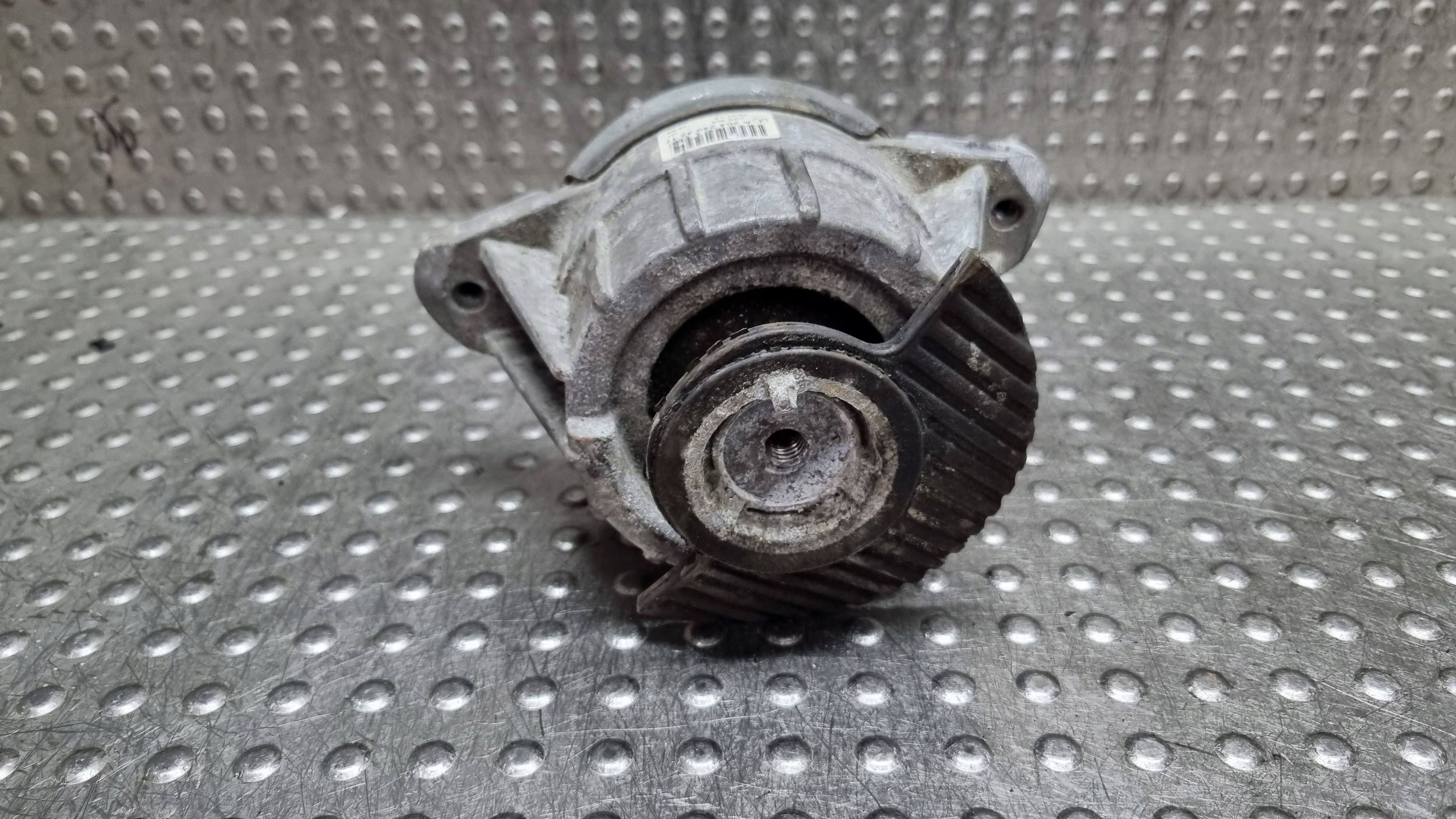 engine mount A2042404217 MERCEDES W204 W212 CLS X218 1.8 CGI