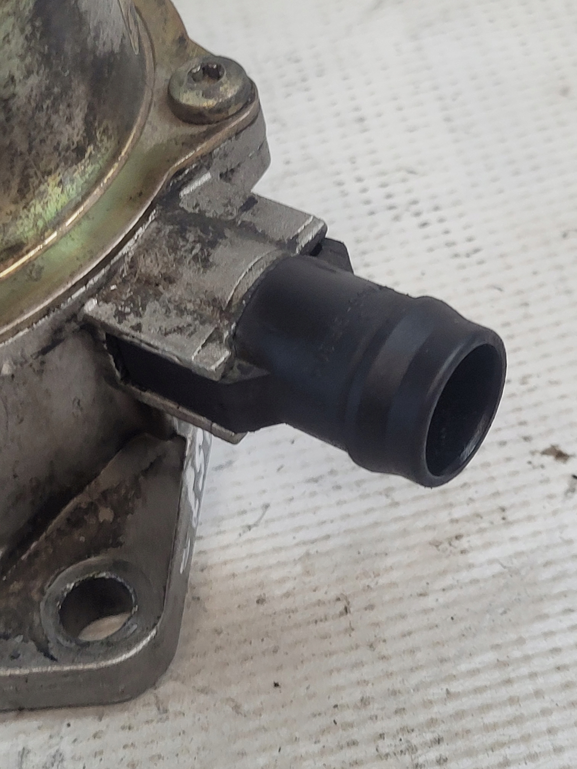 Pompa VACUM OE 8200113585 RENAULT SCENIC II 2 1.5DCI