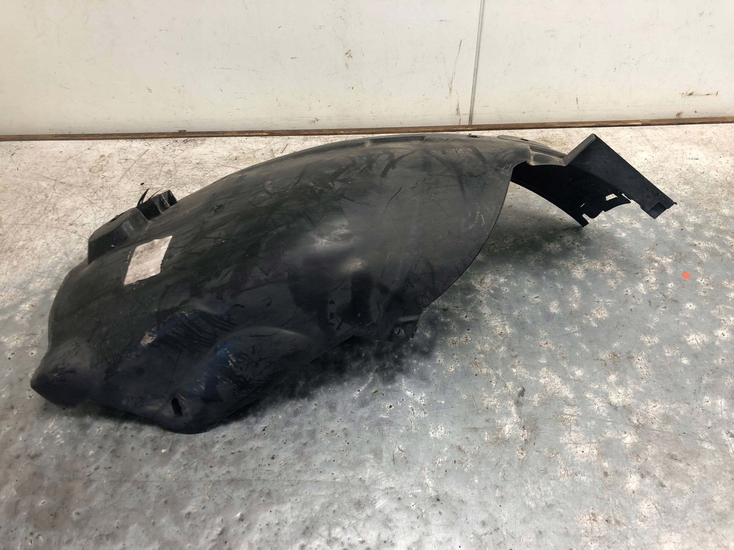 mudguard left front part rear OPEL ASTRA H 13125604