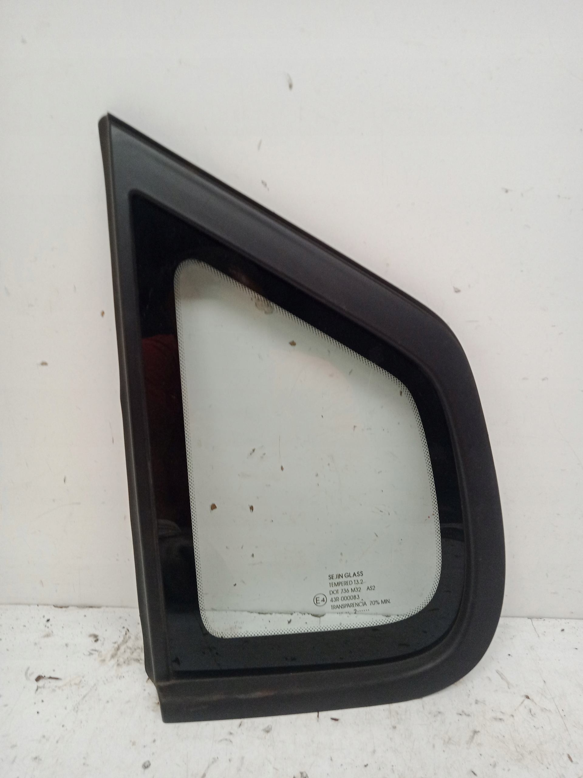 KIA VENGA window bodywork right rear part rear 2009