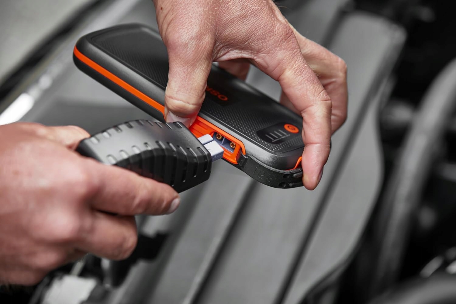 JUMPSTARTER ROZRUSZNIK SAMOCHODOWY URZĄDZENIE 6000mAh Marka bez marki