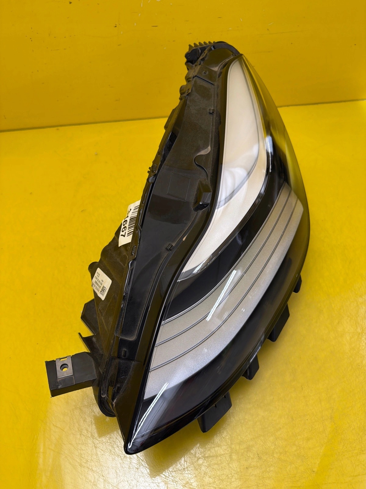 light left front Tesla Model 3 III 2017-2020 Full Led 1077375-50-B