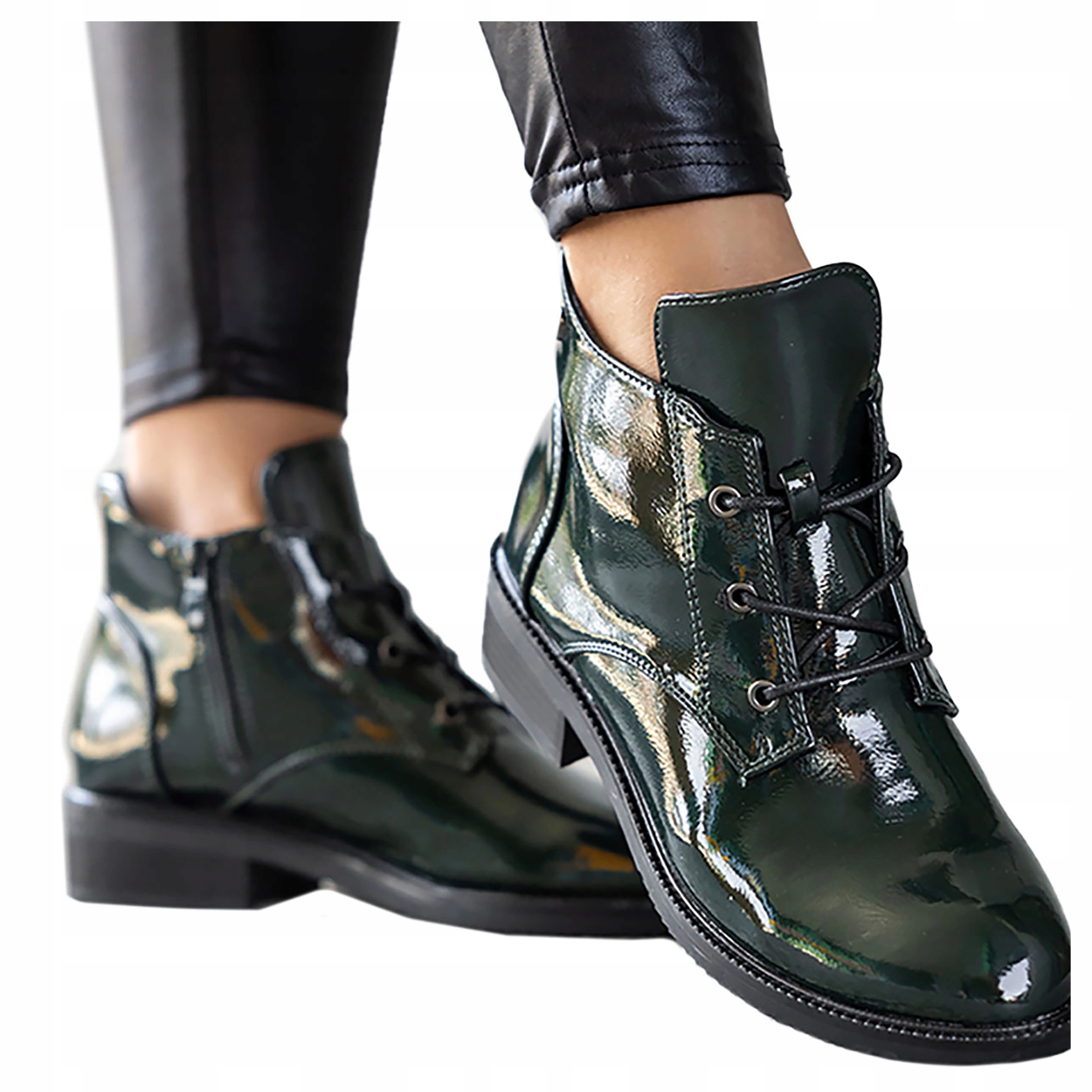 Zelené Dámské Kotníkové Boty Lakované Na Nízkém Šněrovacím Kotníku Casu vel. 37