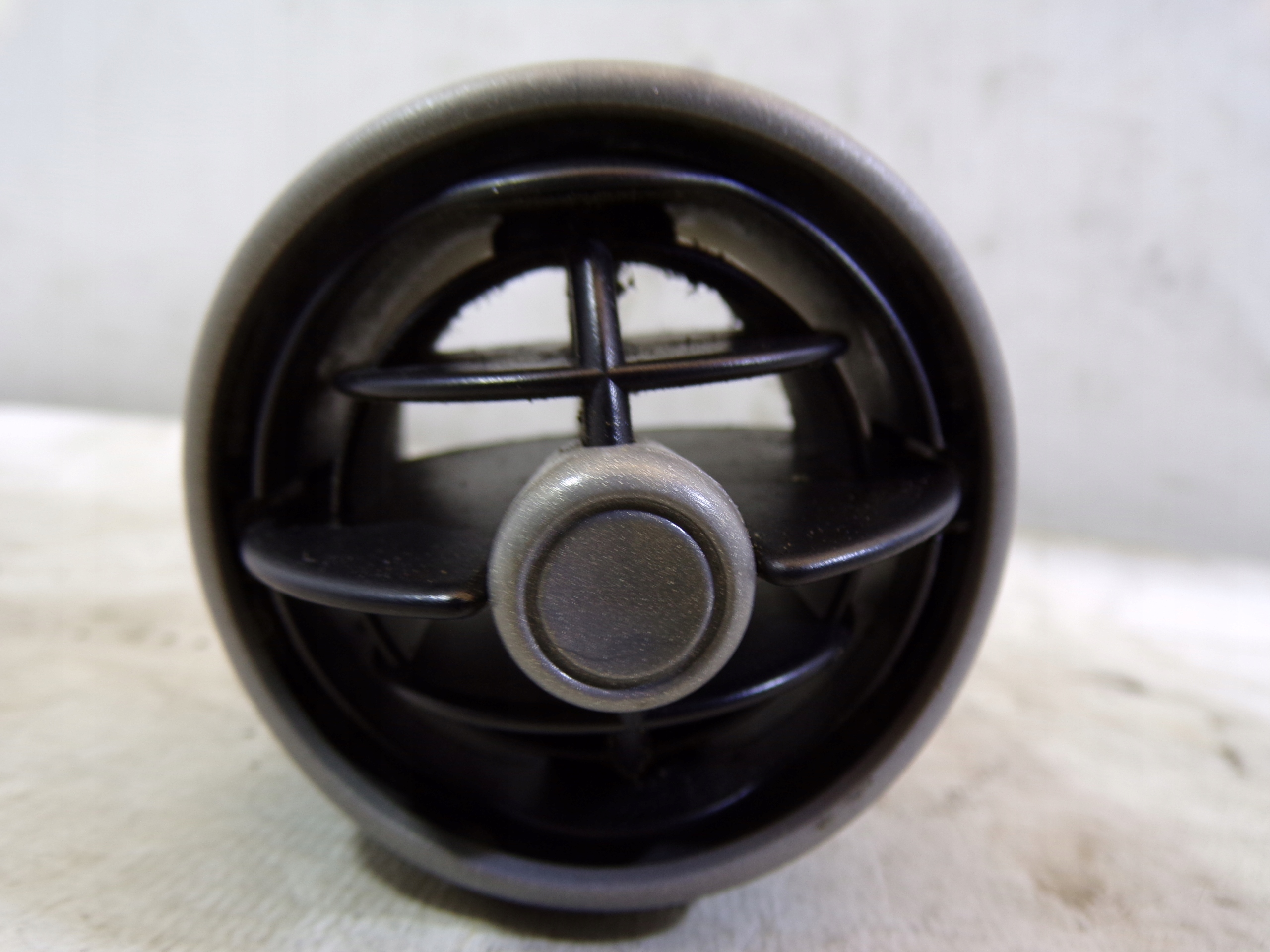 grid air conditioning devices side SMART FORFOUR (3)