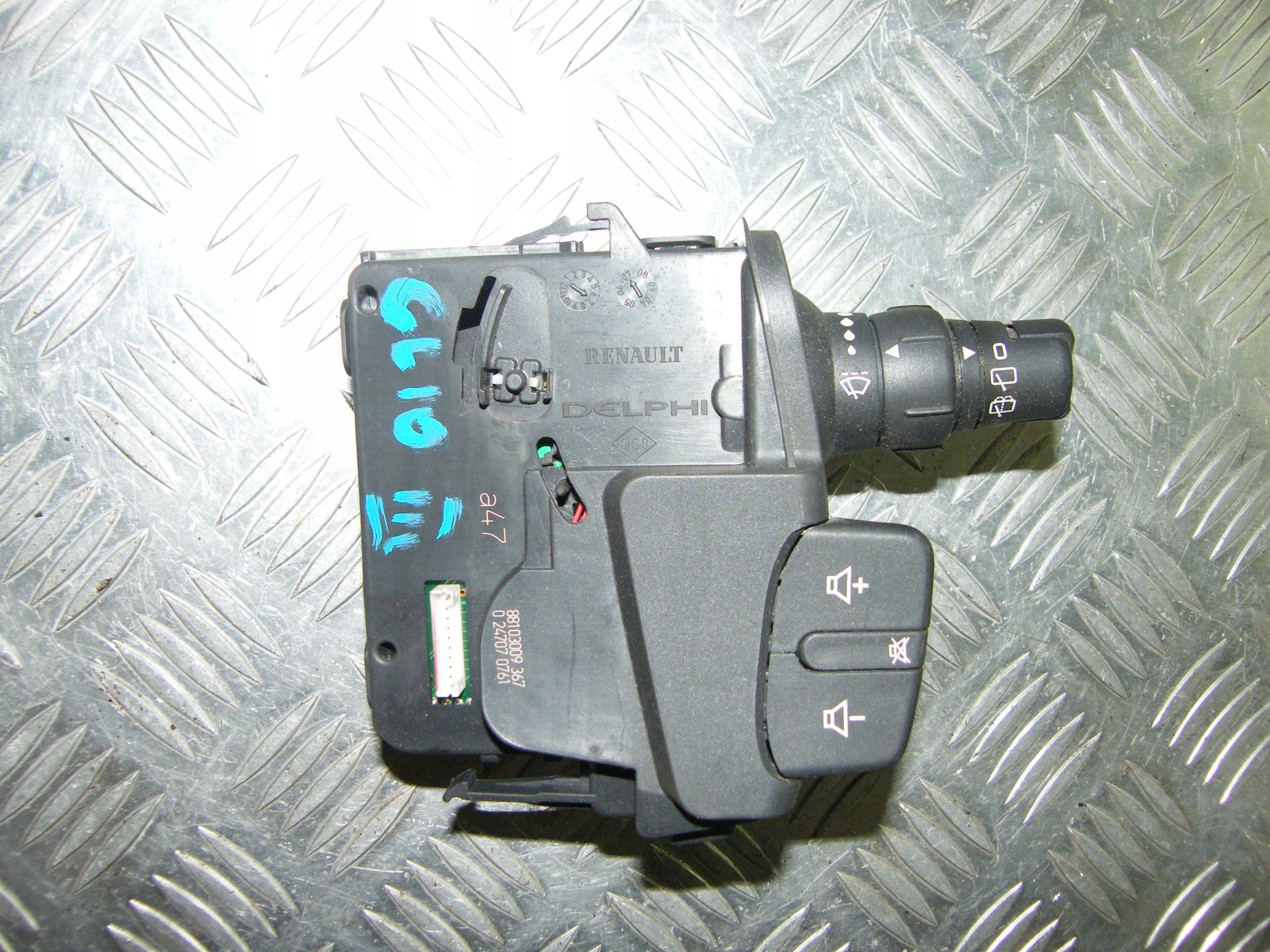 ПЕРЕКЛЮЧАТЕЛЬ СТЕКЛООЧИСТИТЕЛЯ CLIO III KANGOO MODUS