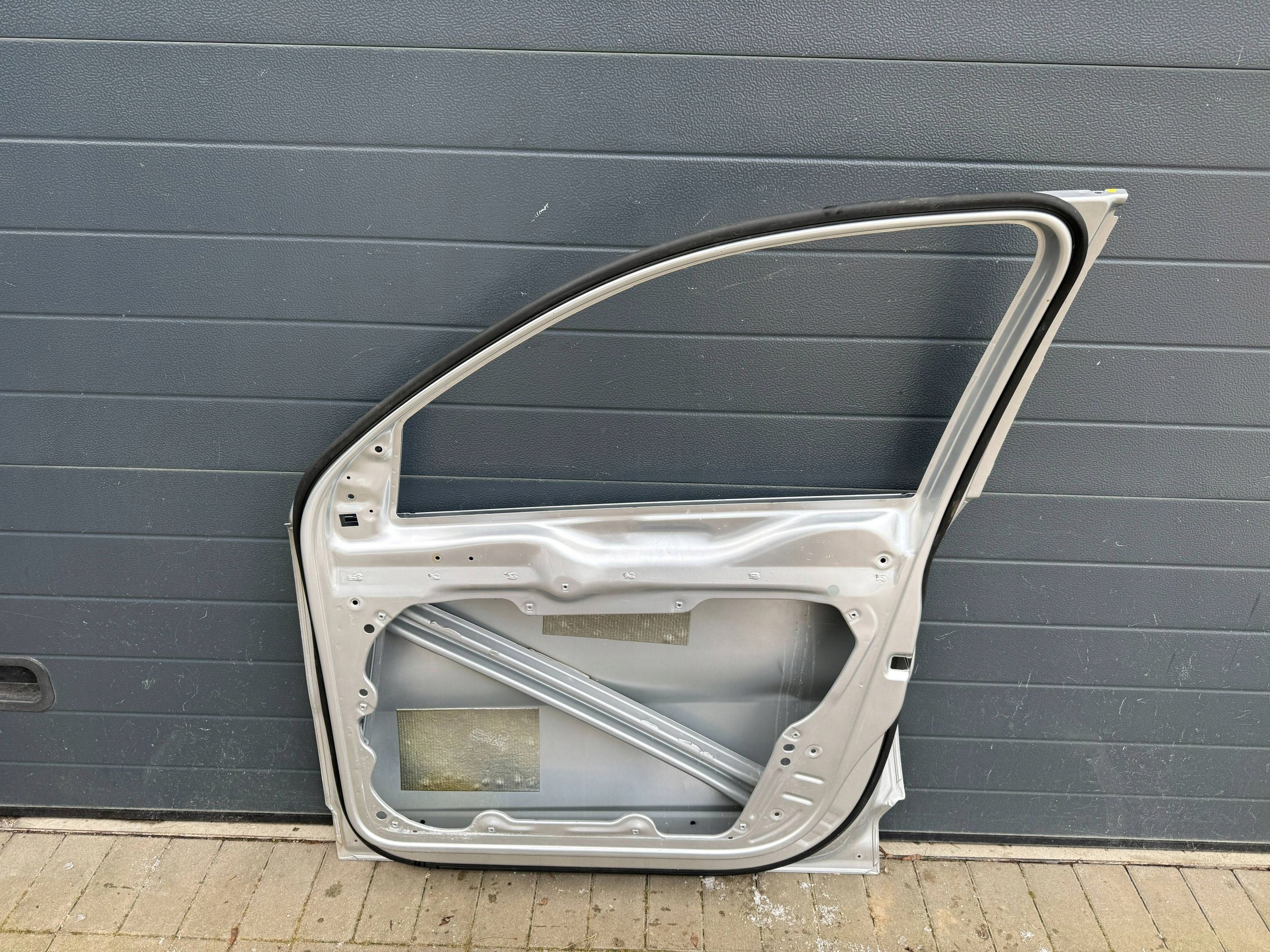 Vw Tiguan 1 and 5n 07- door front right front right