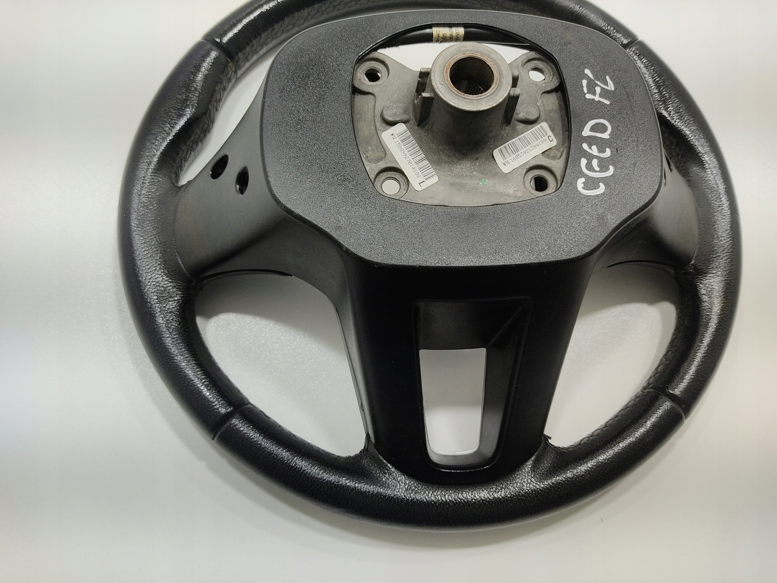 Руль thrustmaster t300 ferrari. Руль thrustmaster t300 ferrari. Сменные рули для thrustmaster t300. Thrustmaster t300 rs gt. Thrustmaster t300 ferrari alcantara edition.