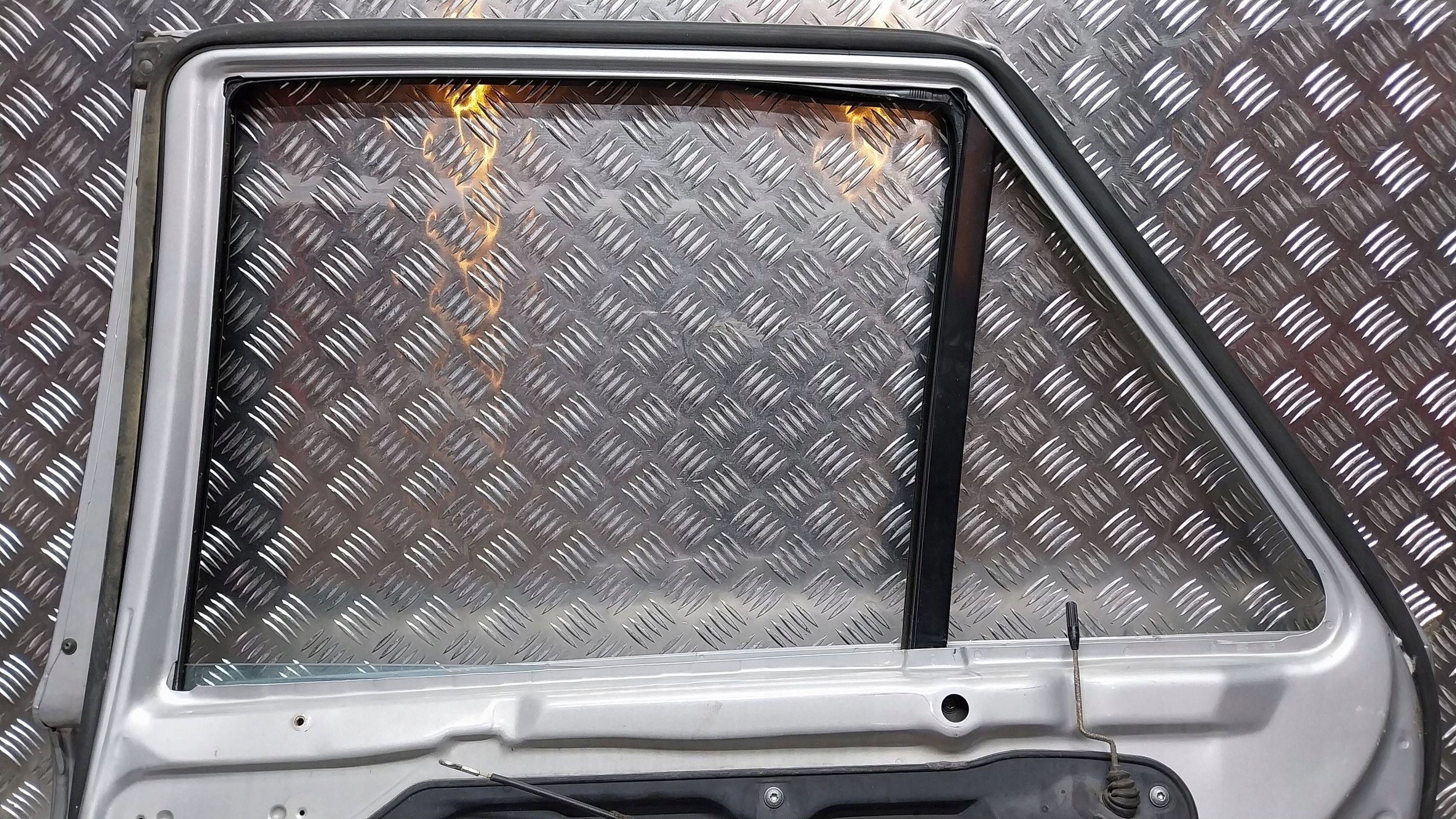 Tür heck rechts MERCEDES ML W164 05