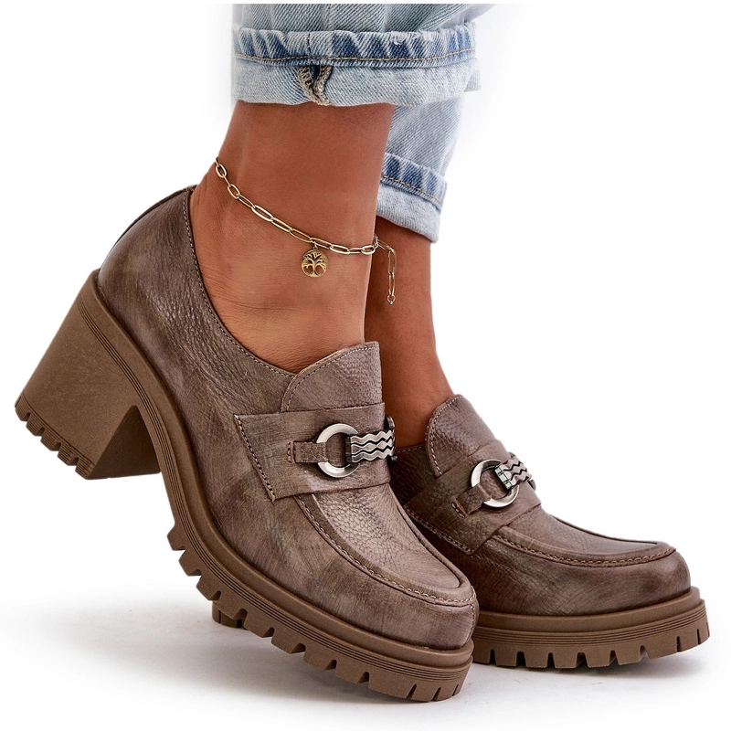 Dámské Polobotky Lakované Na Podpatku Přírodní Kůže Zazoo 20175 Béžová 40