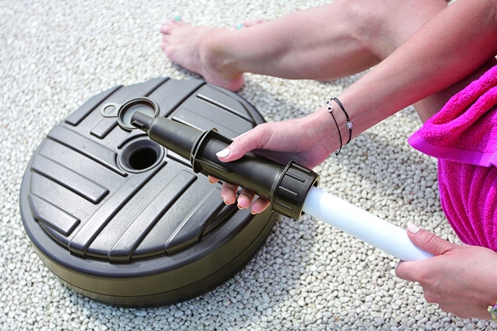 PODSTAWA PARASOLA OGRODOWE STOJAK POD PARASOL OGRODOWY STABILNA BRĄZOWA Producent Prosperplast