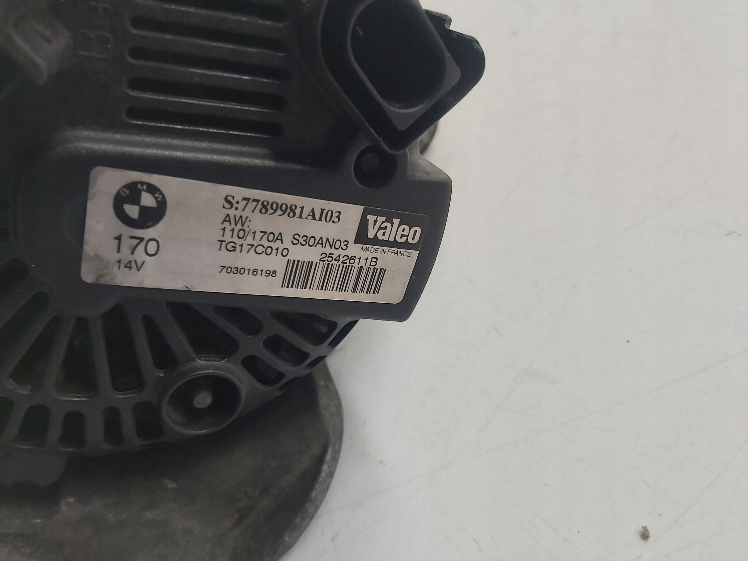 Alternator BMW E60 M57 3.0D 7789981 170A Typ samochodu Samochody osobowe