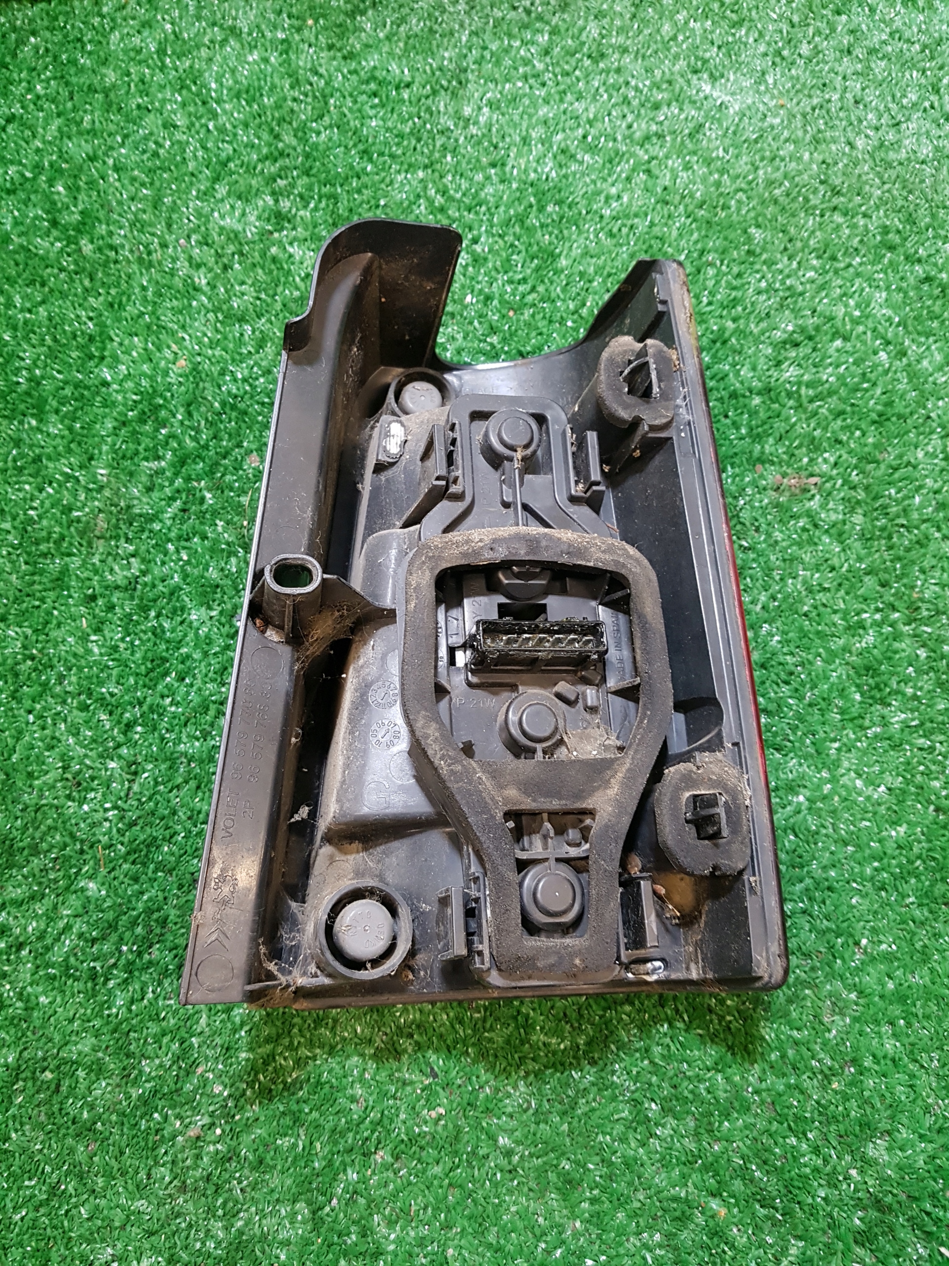 light left rear LIFT CITROEN BERLINGO 1 9657977080