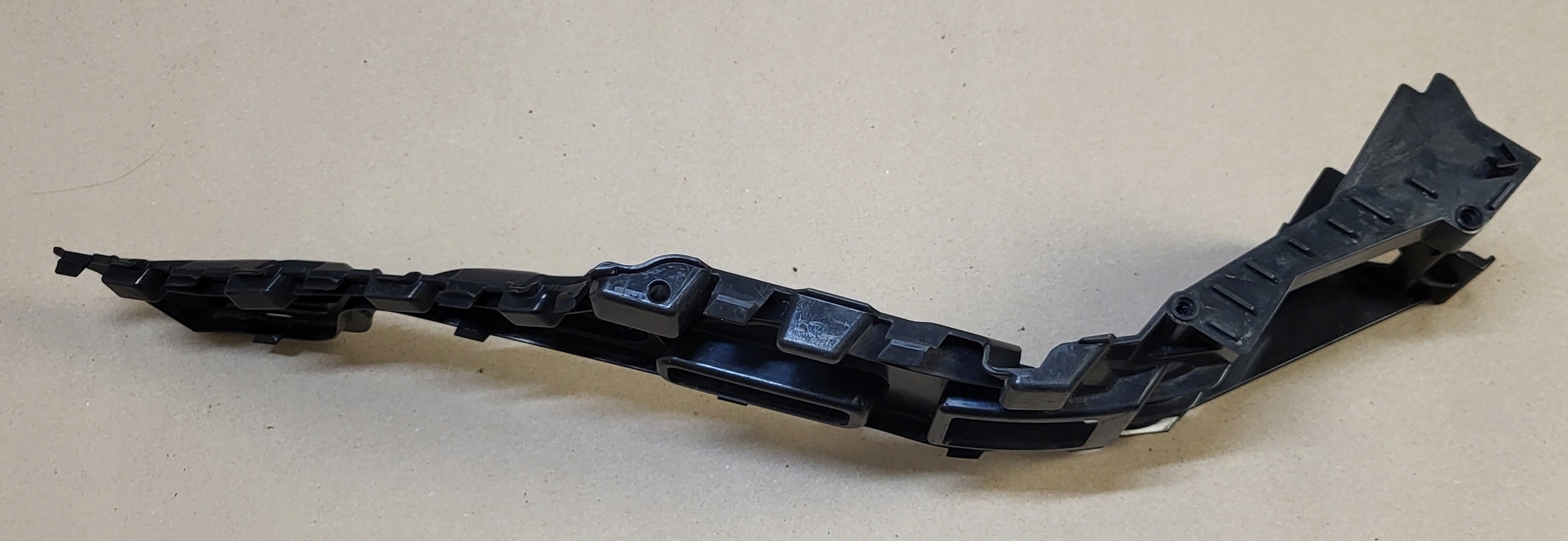 bumper bracket left rear part rear console holder VW TOUAREG II 7P original