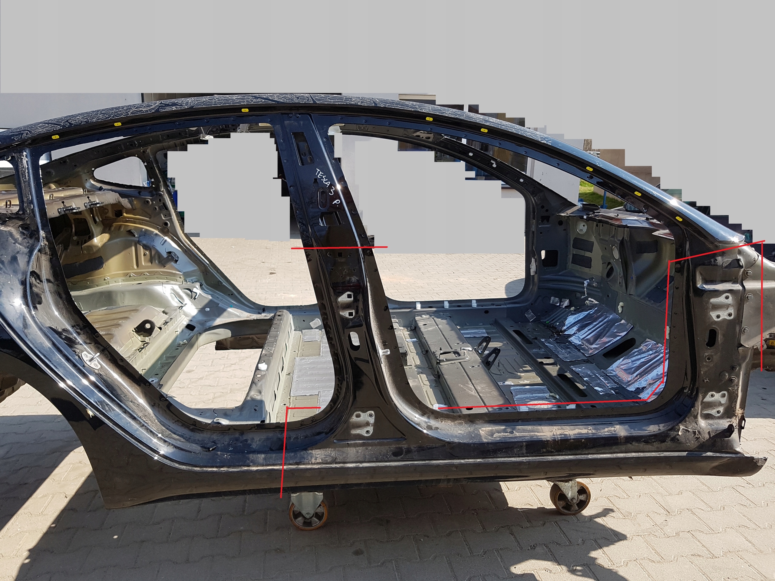 TESLA MODEL III 3 Y prog bok prawy slupek a b