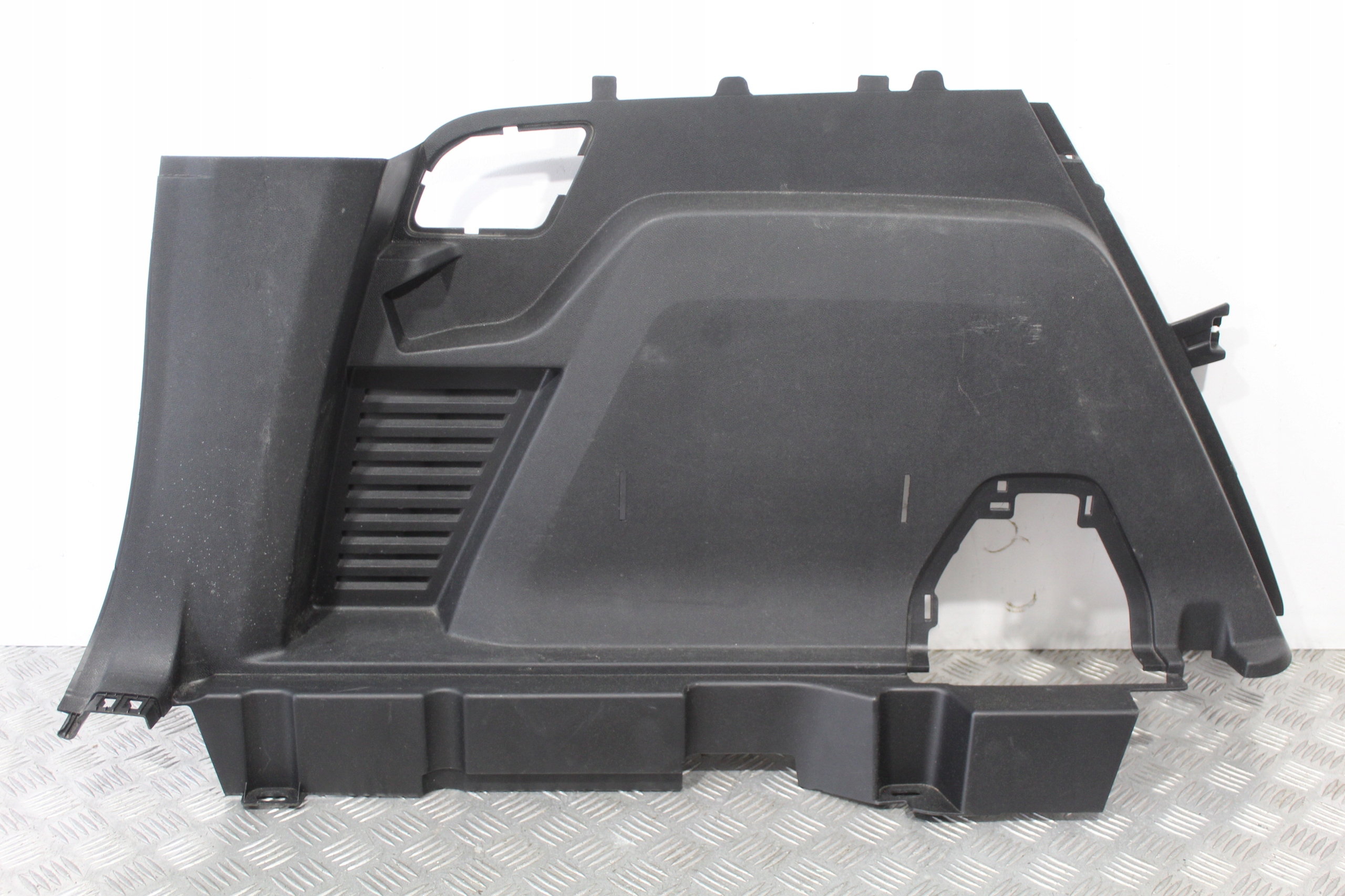 boot upholstery left rear part PEUGEOT 5008 II 2