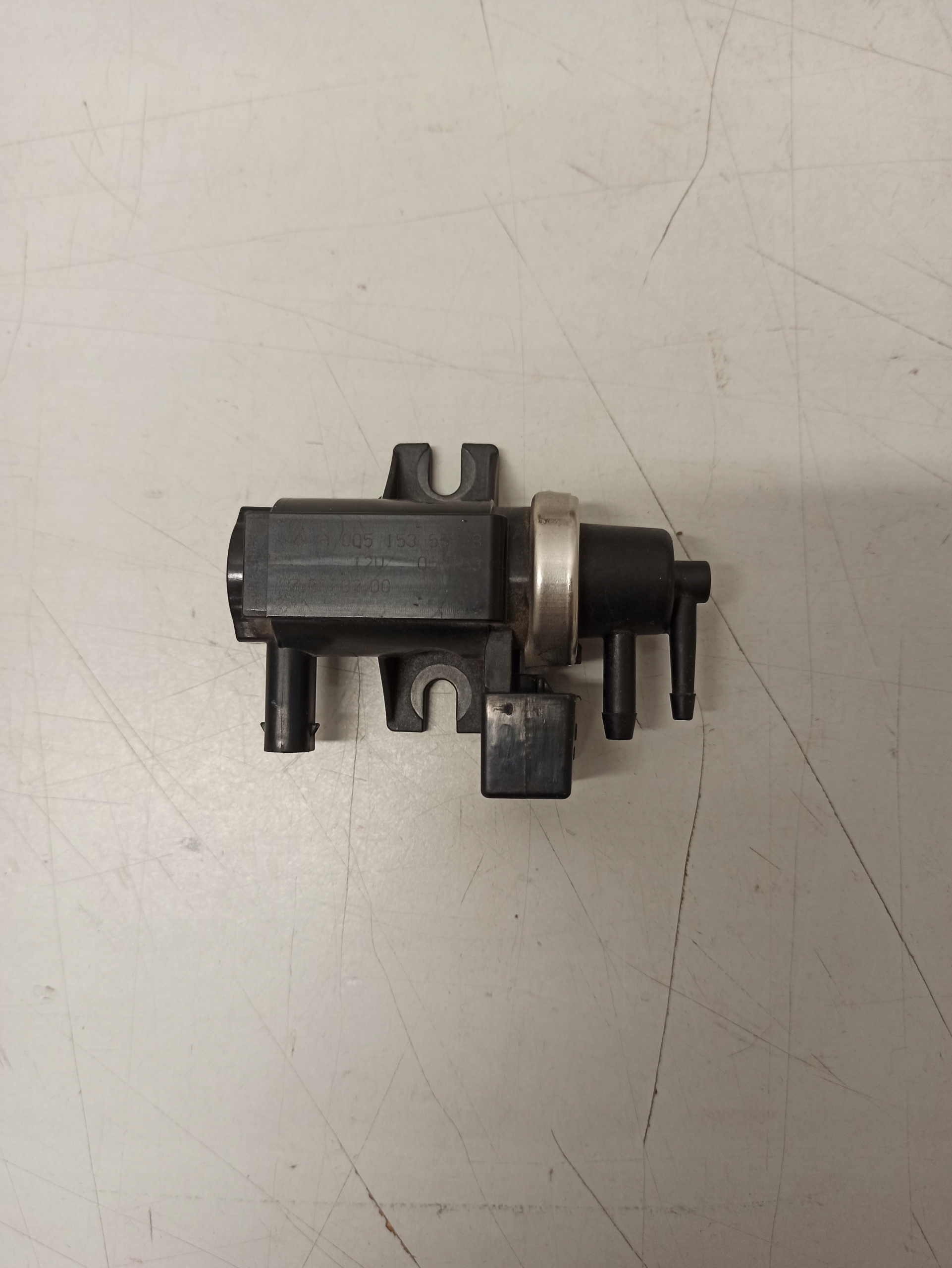 mercedes-benz oe A0051535528 клапан agr