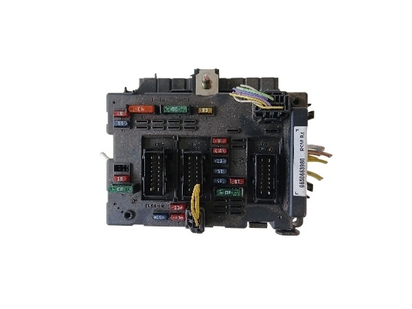 PEUGEOT 307 Module fusibles 9650663980