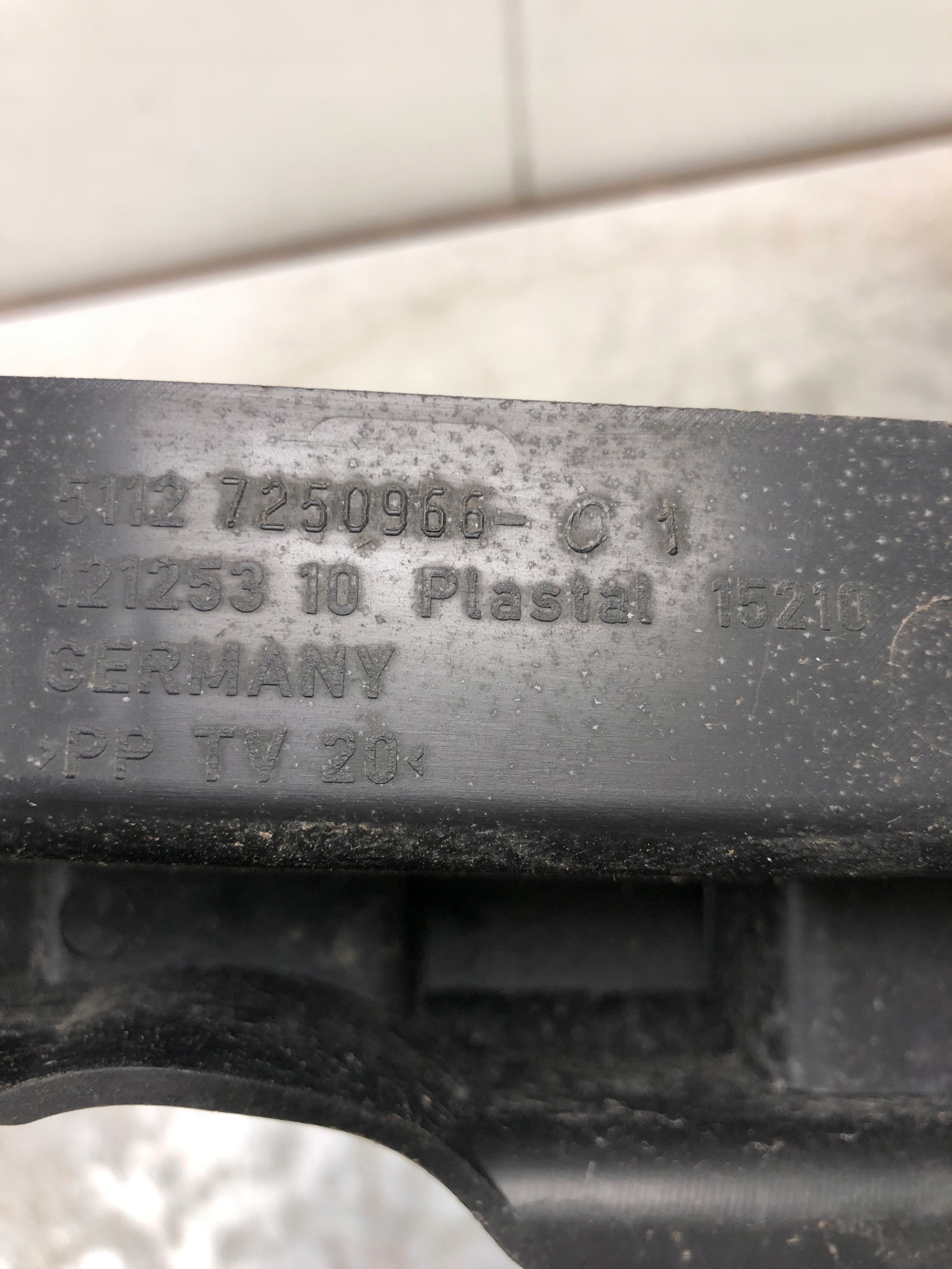 PROWADNICA central MINI R55 7250966