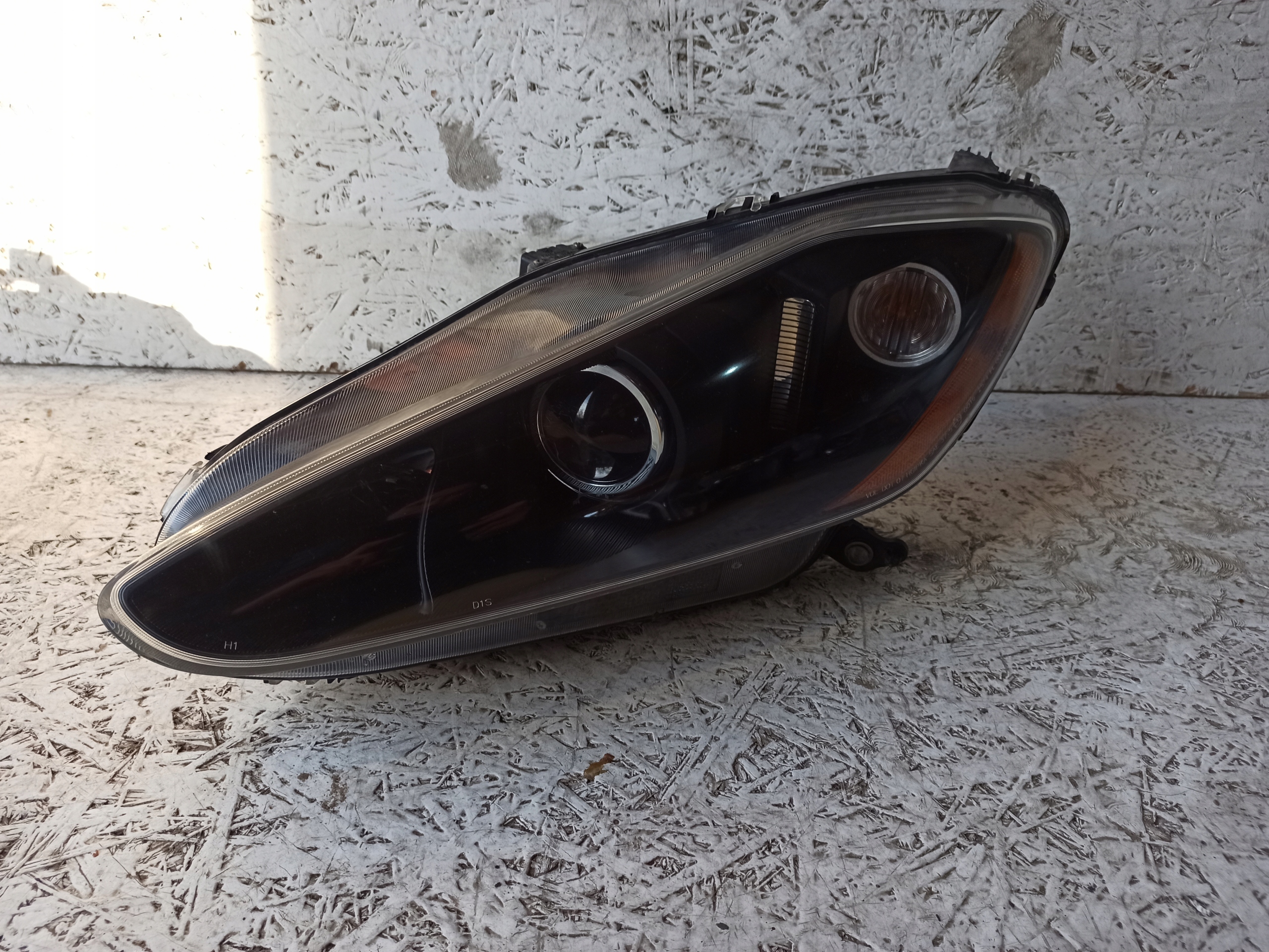 MASERATI GRANTURISMO LAMPA LEWY PRZÓD PRZEDNIA