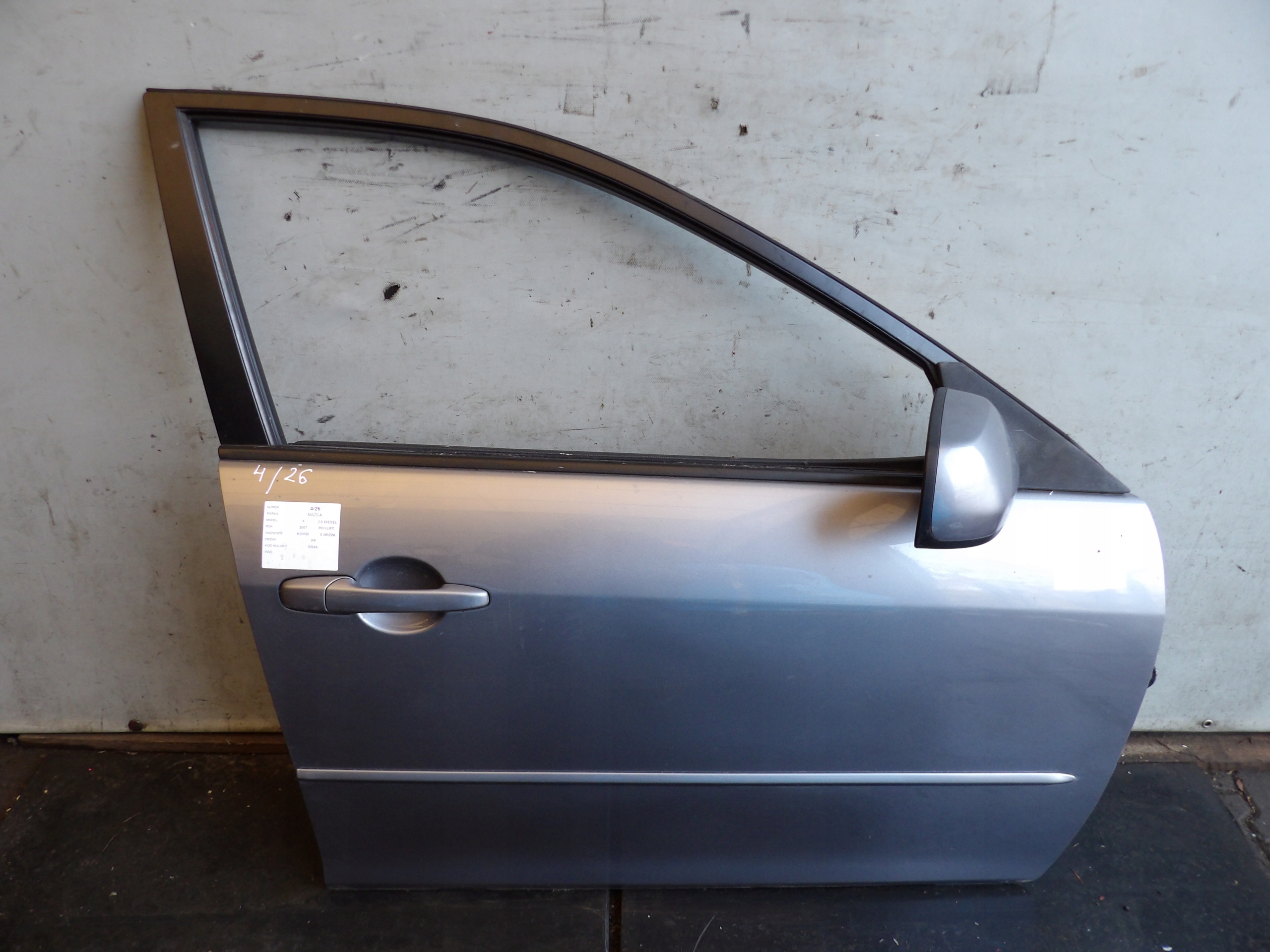 Mazda 6 and door front right kombi lift