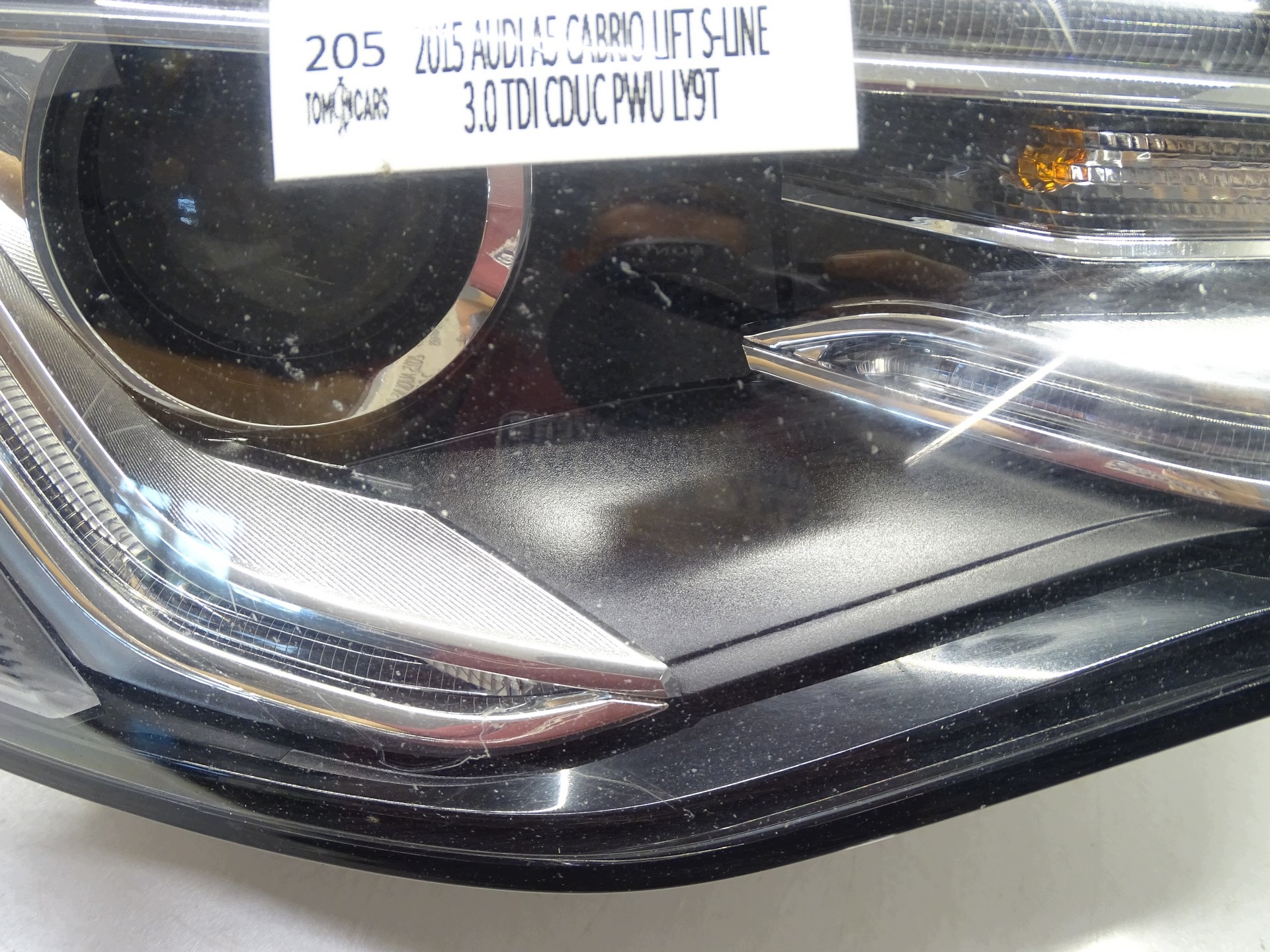 REFLEKTOR light right front XENON AUDI A5 LIFT S-LINE CABRIO 8T0941006D UK