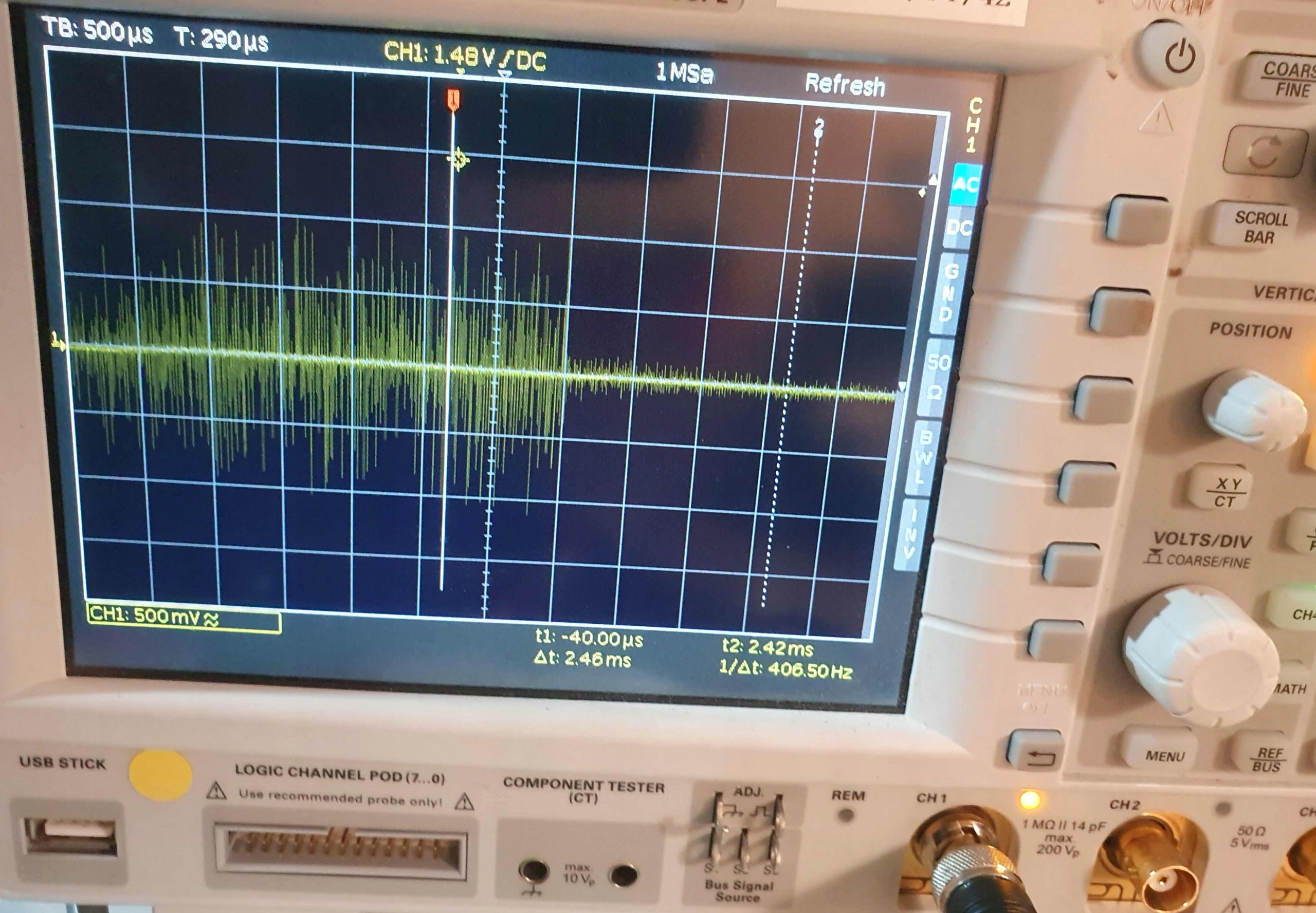 ZASILACZ ŁADOWARKA 16.8V. 1A. (5.5x2.1) Kolor czarny