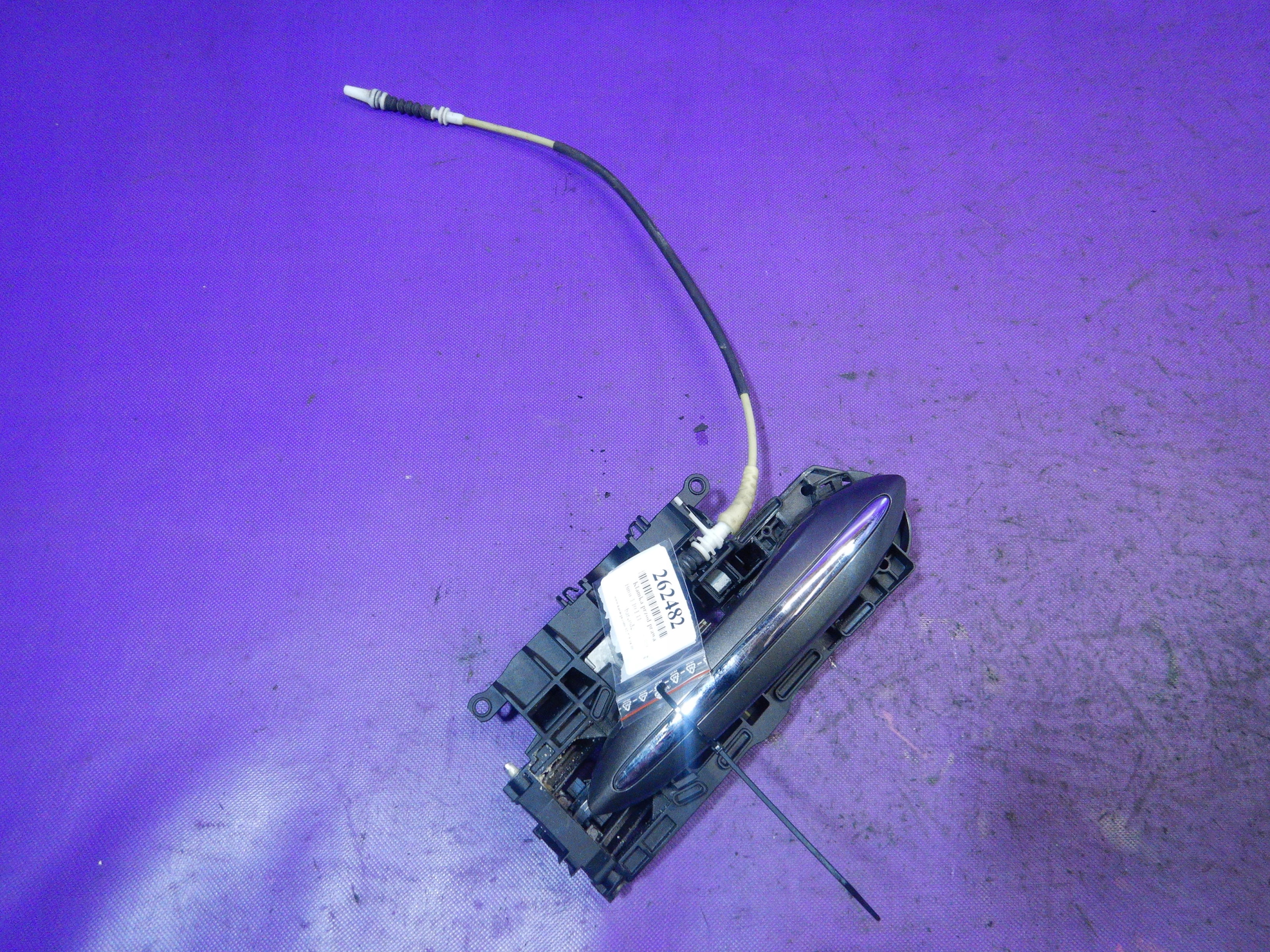 X4717565009 - BMW F10 F11 09-ручка передня права 7175650 A17