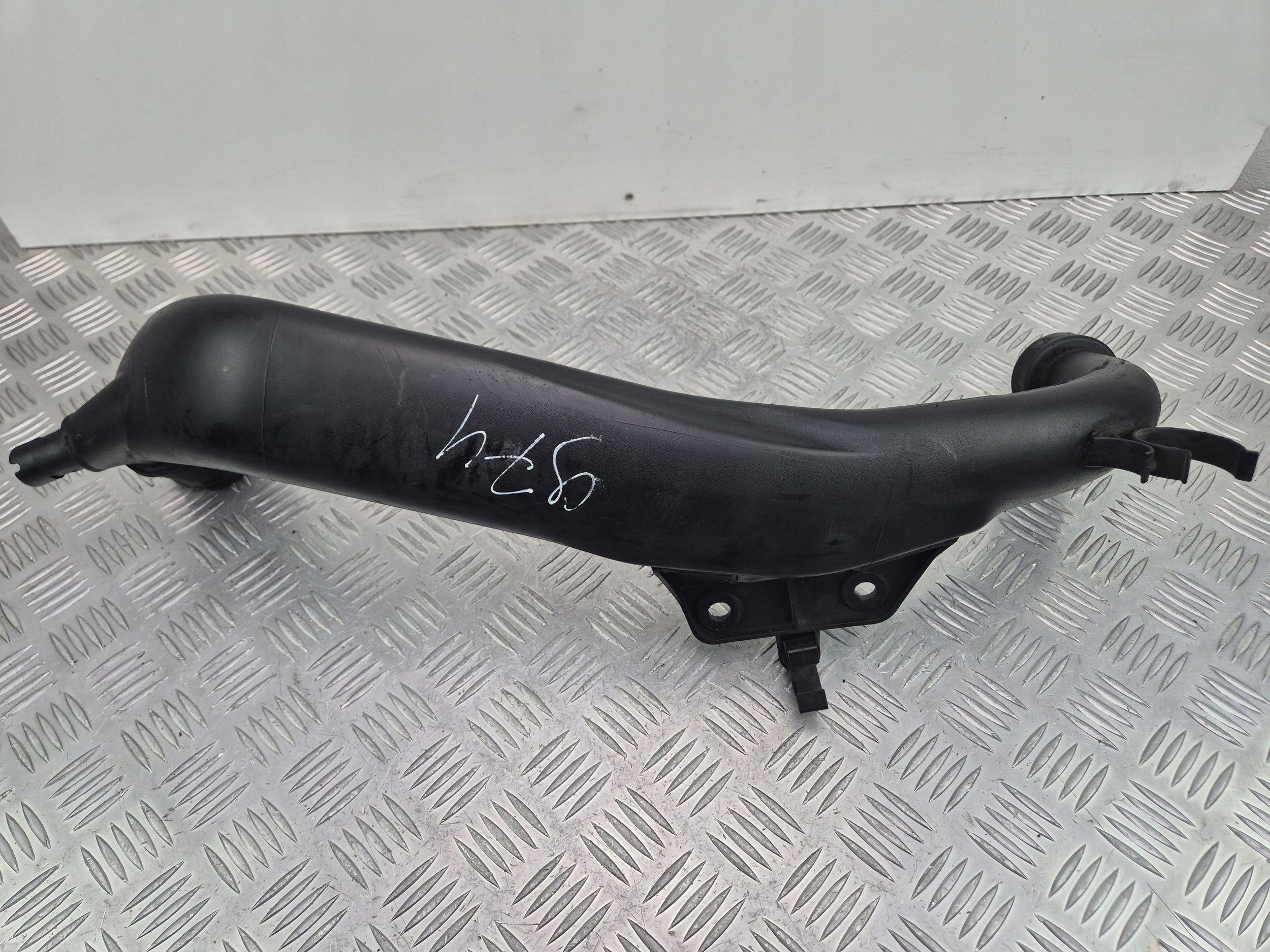BMW 3 E90 335i pipe dolotowa 7600002 N54B30A