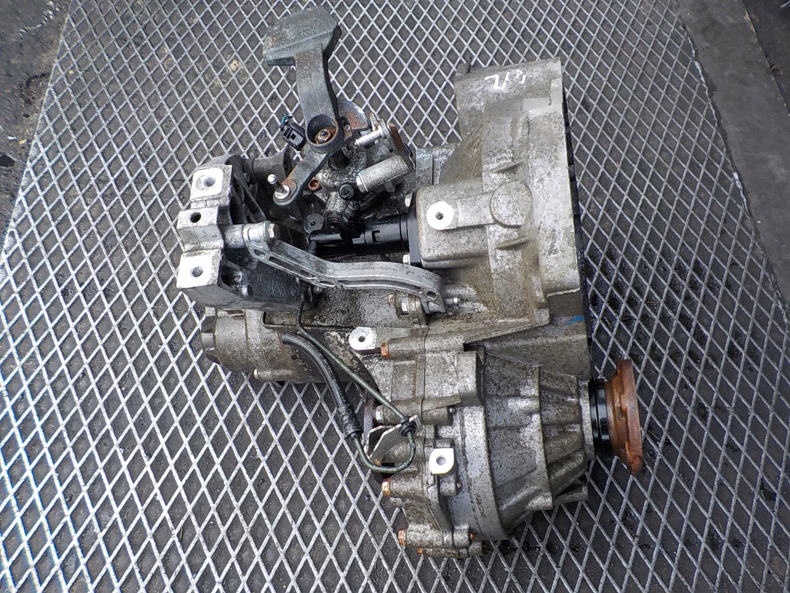VOLKSWAGEN PASSAT B6 2.0 FSI Getriebe JYL