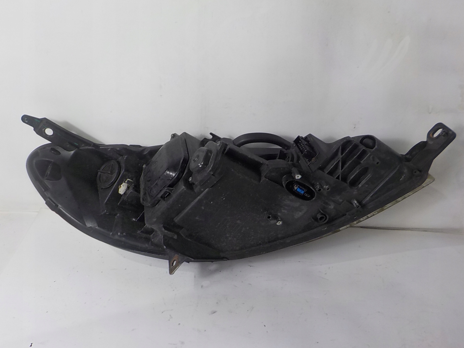 PEUGEOT 407 COUPE XENON light right front front UK