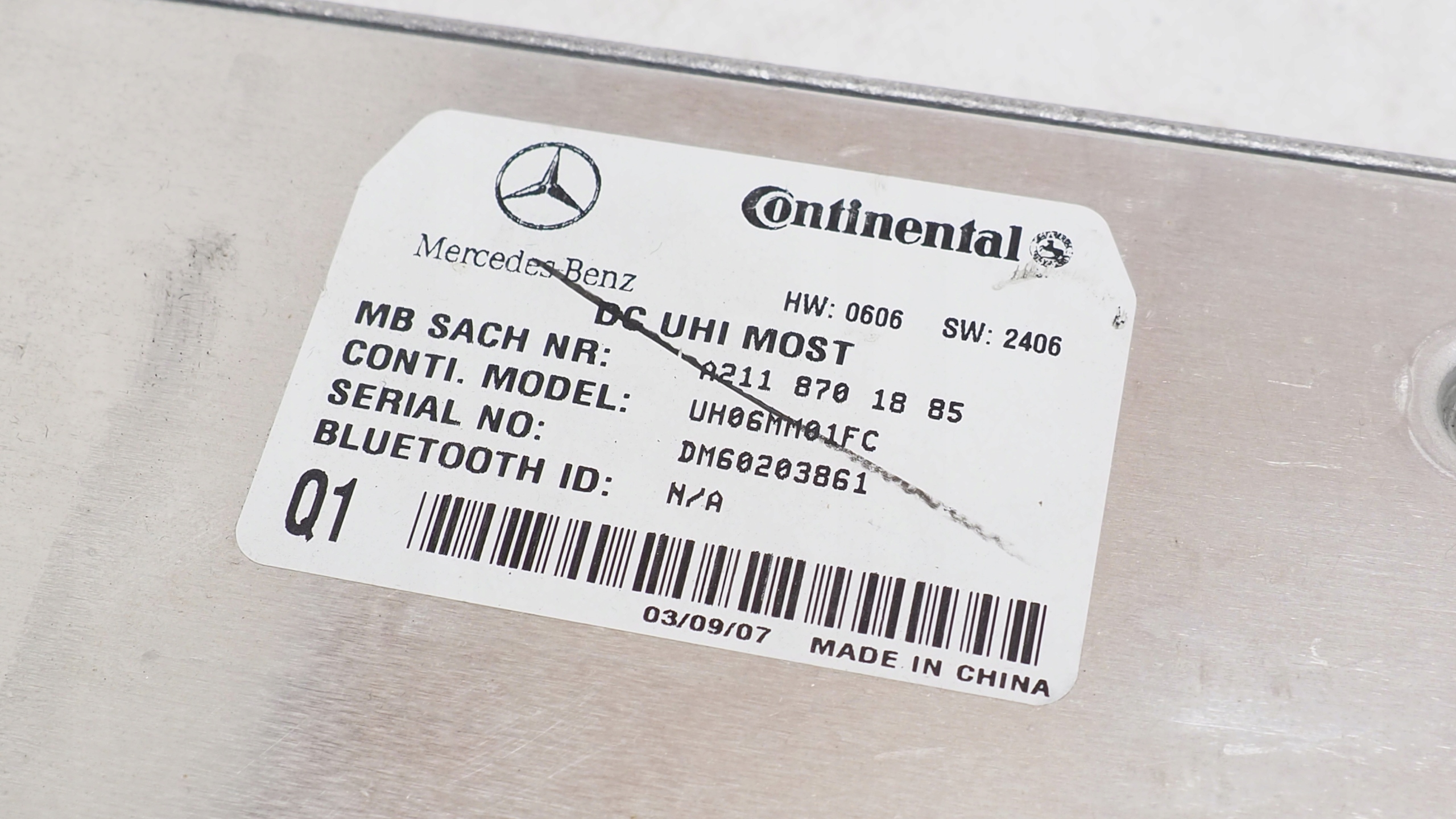 Mercedes E Klasa W211 module control unit Bluetooth A2118701885