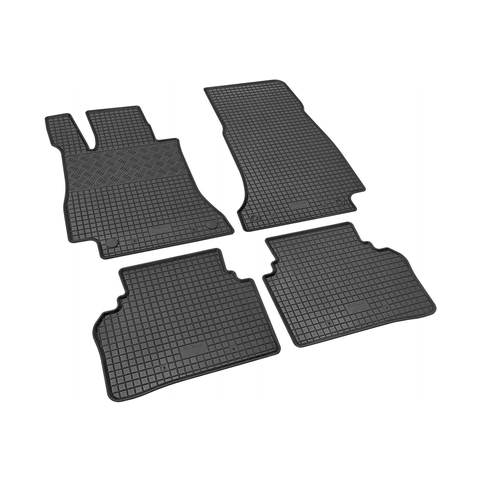 Zestaw dywaników do Mercedes E-Klasa W213 od 2016 / od 2019 Stan opakowania oryginalne