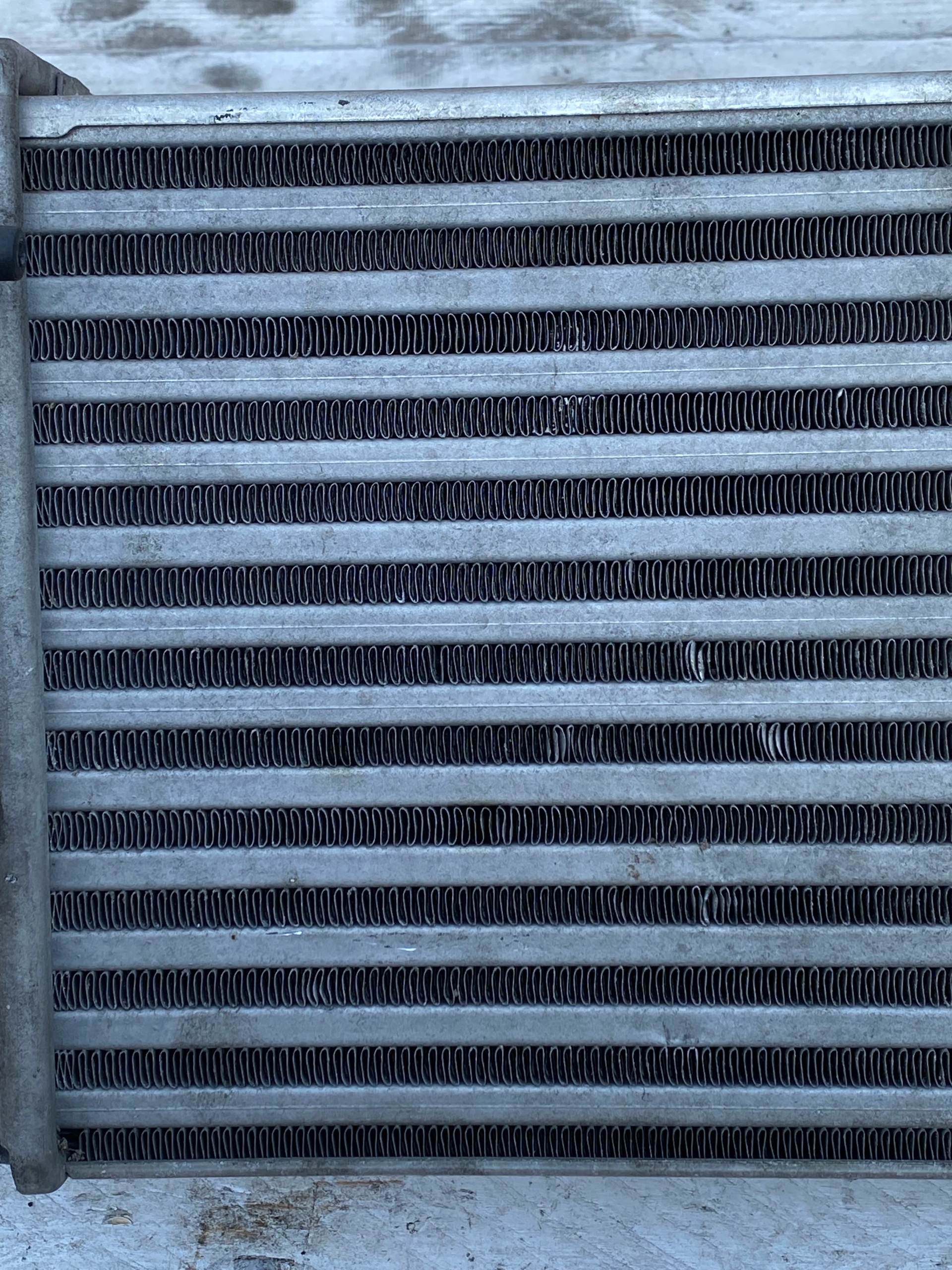 radiator intercooler AUDI A6 2.7 3.0 4F0145805E
