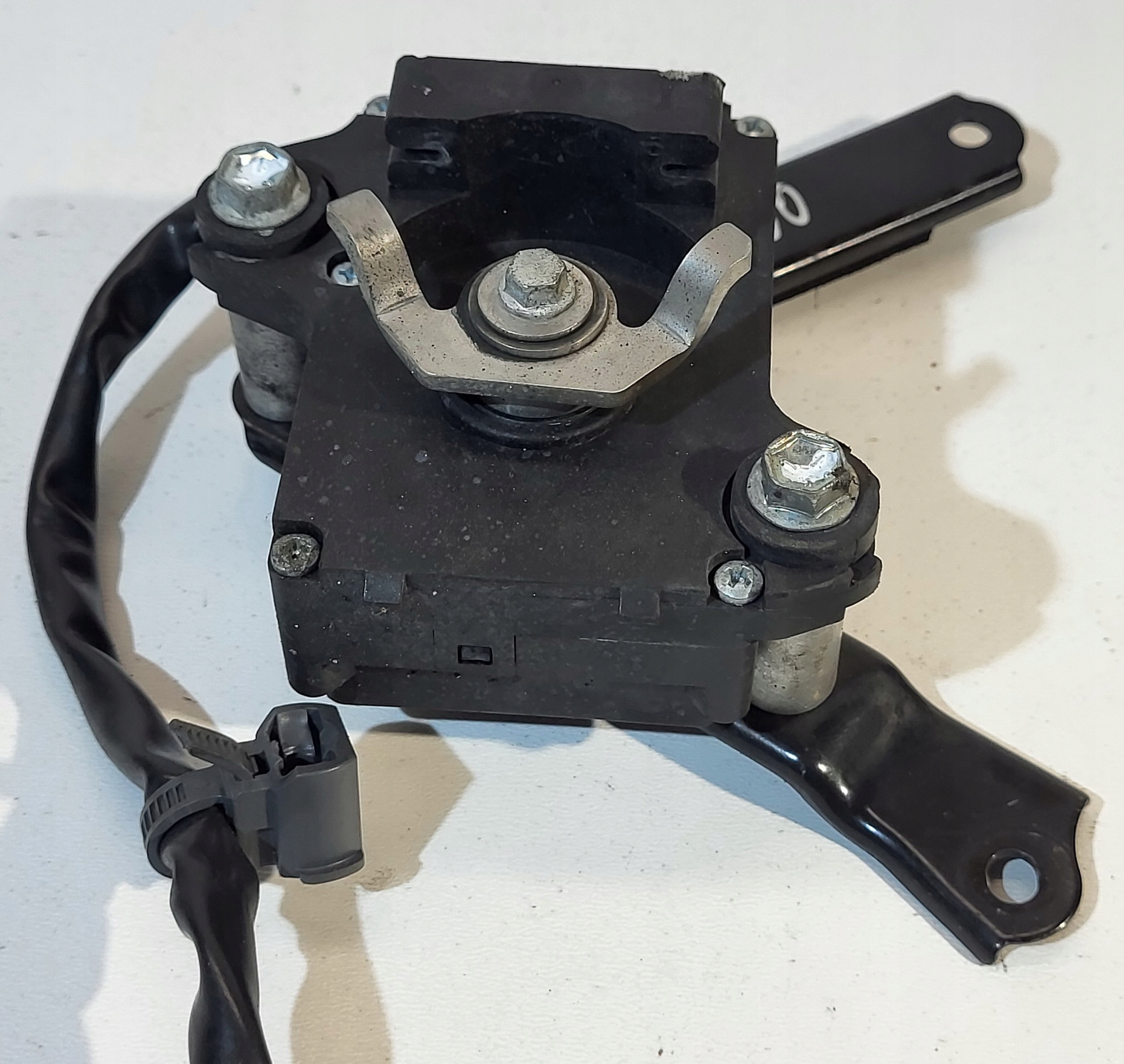Моторчик 33970-48g01 suzuki gsx-s 1000 2022+ r Купить с Польши
